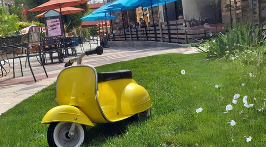 AmbossToys Ride-on Toy