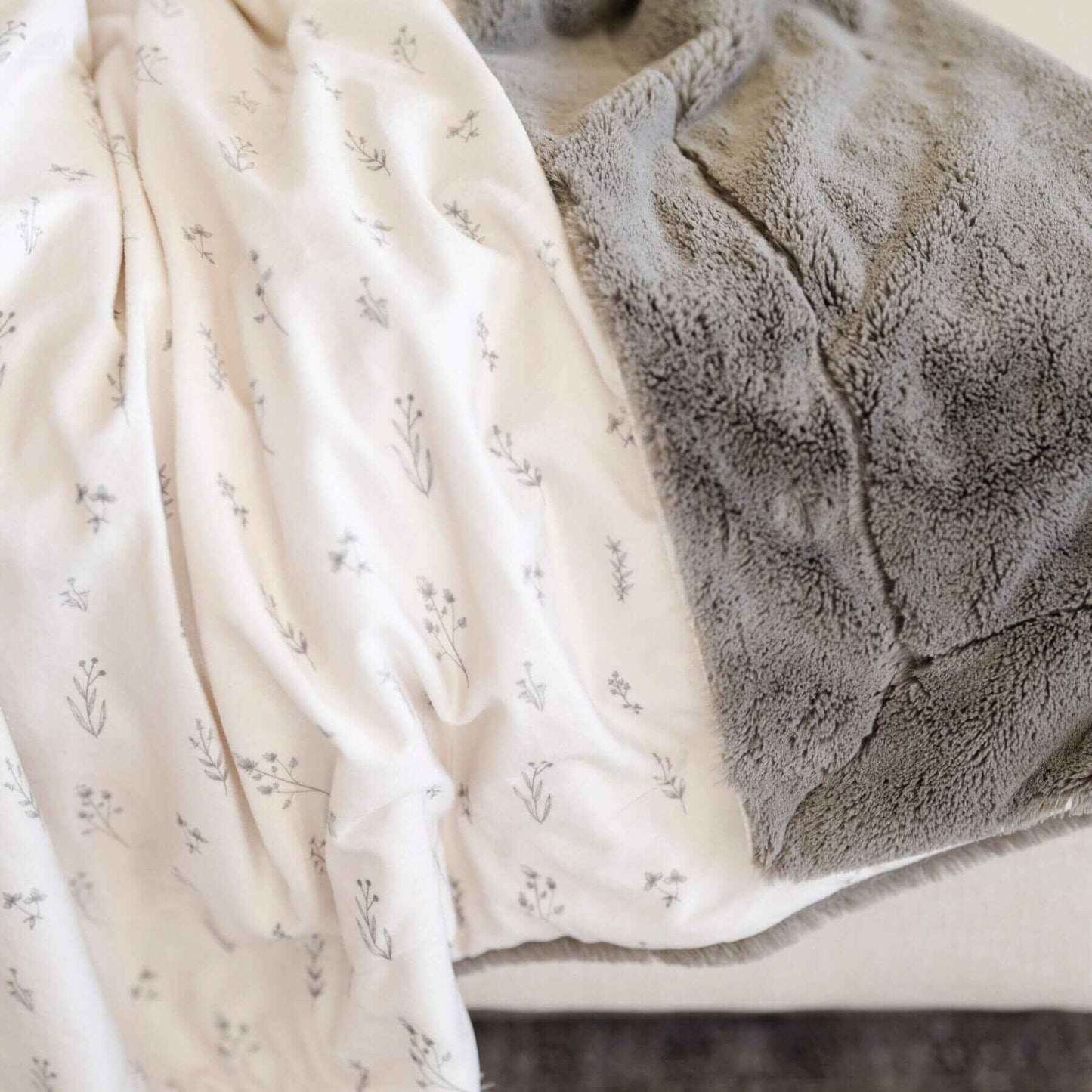 Close-up of Saranoni Minky/Lush Throw Blankets - Jasmine
