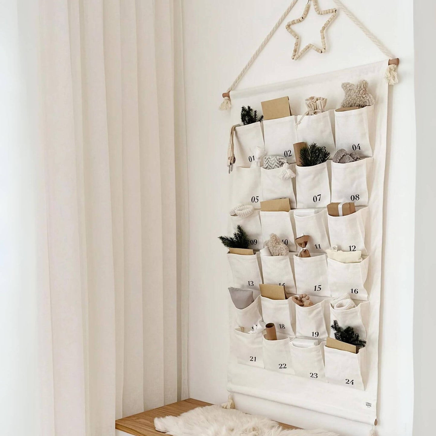 Unique Love Design Advent Calendar 'Magic Moments'