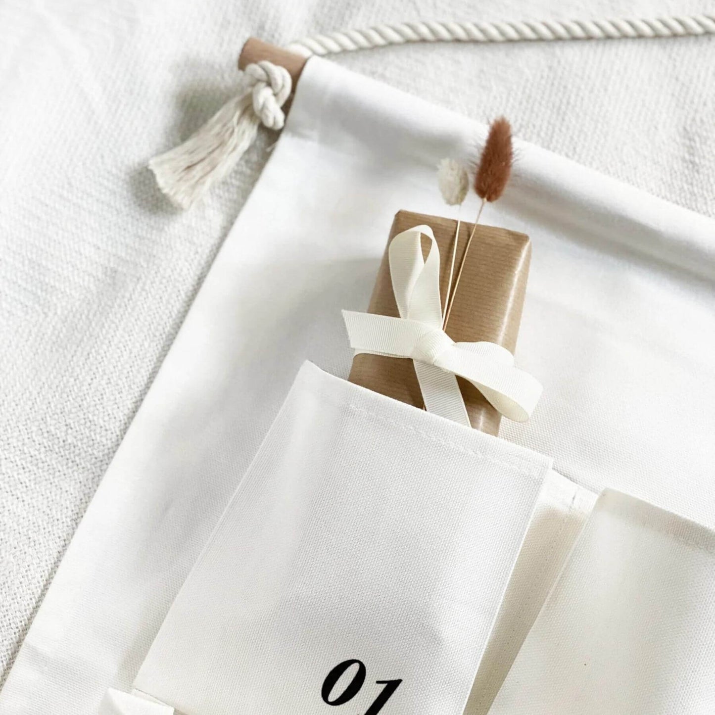 Detail of Unique Love Design Advent Calendar 'Magic Moments'