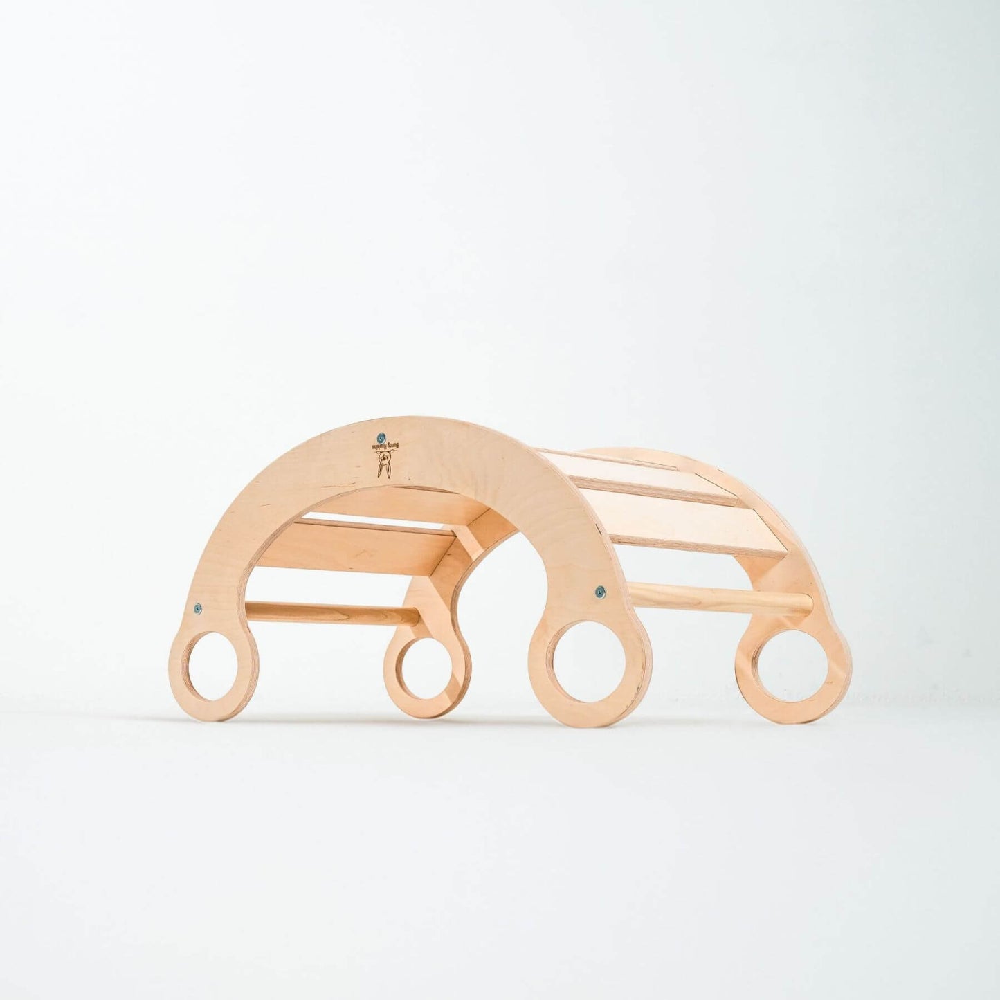 Bunny Hopkins Climbing Arch Maple