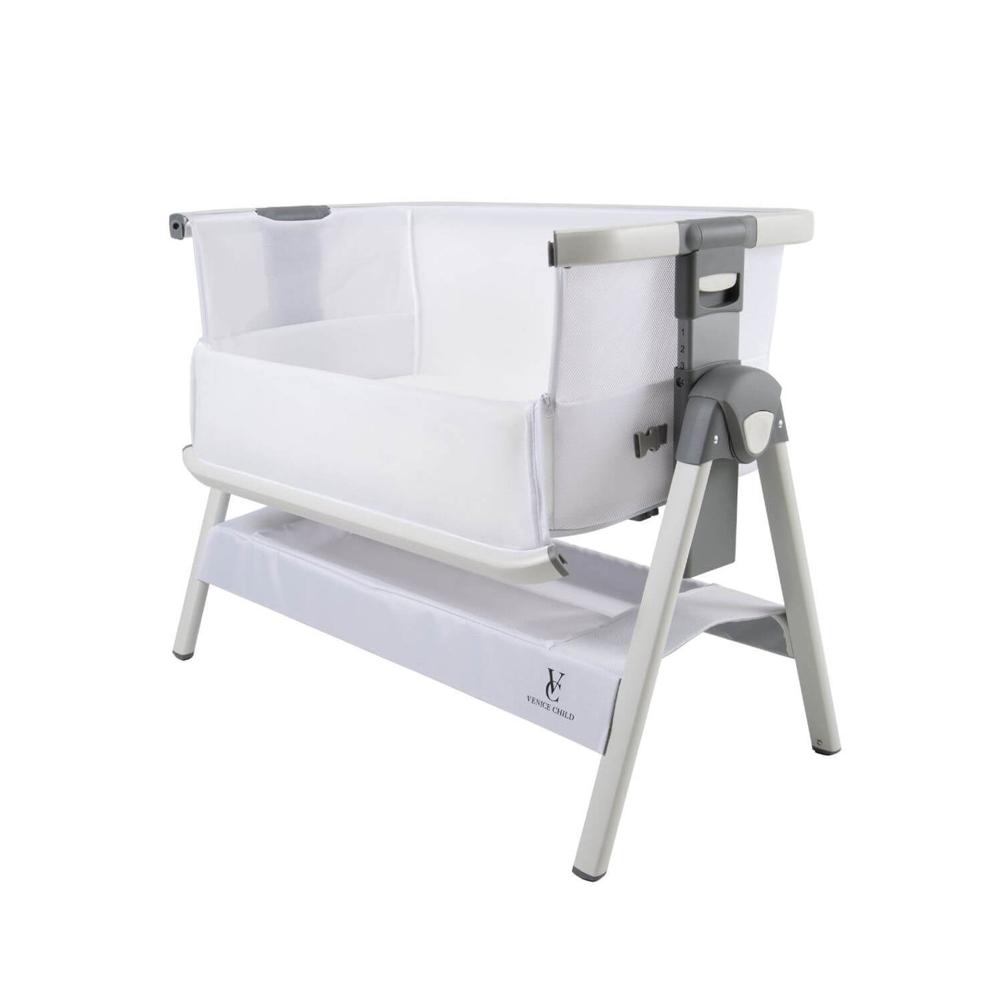 Venice Child California Dreaming Bedside Bassinet | White & White