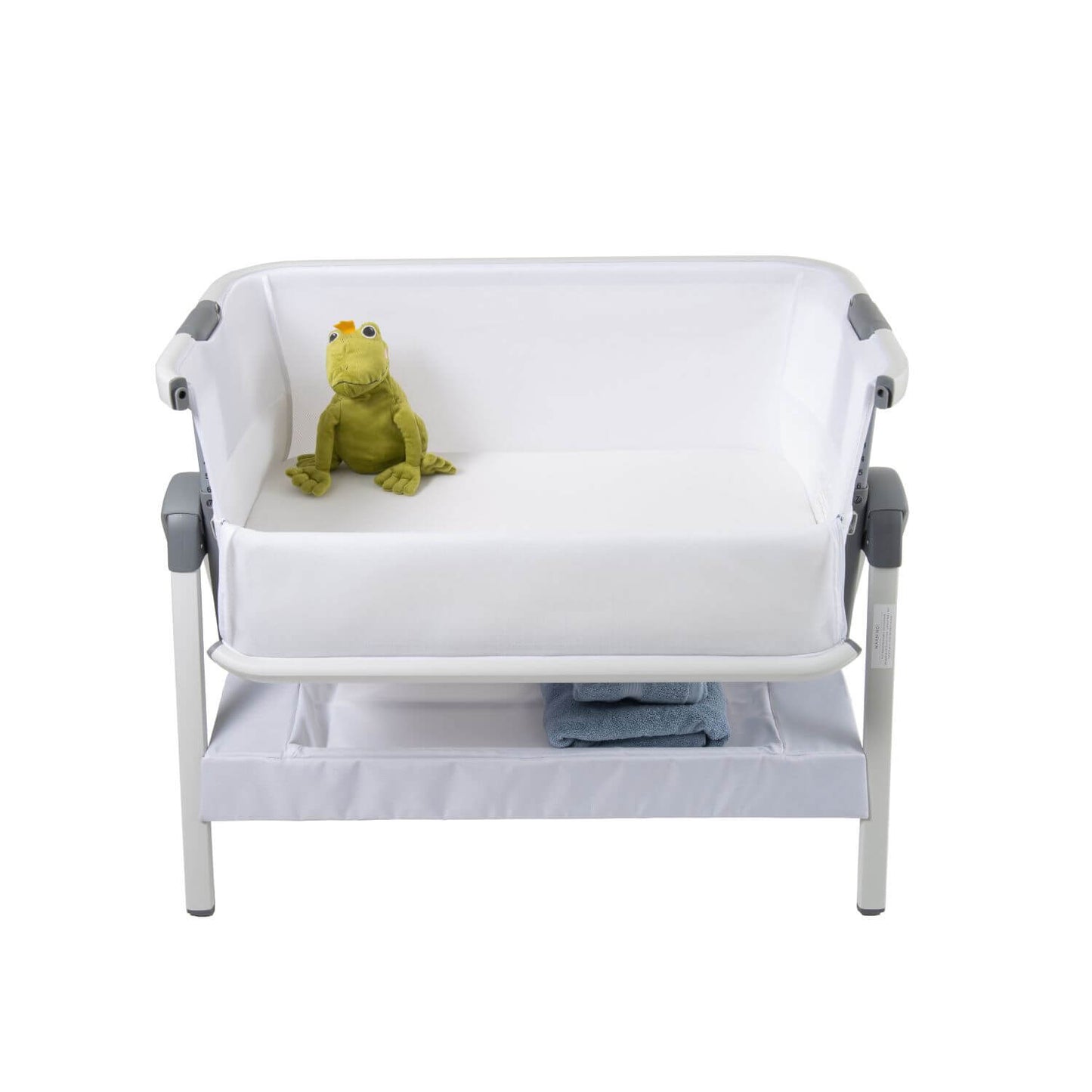 Venice Child California Dreaming Bedside Bassinet | White & White