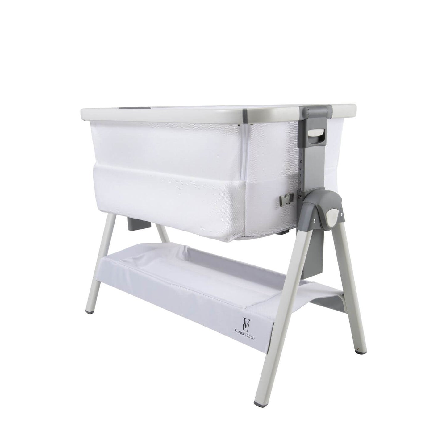 Venice Child California Dreaming Bedside Bassinet | White & White
