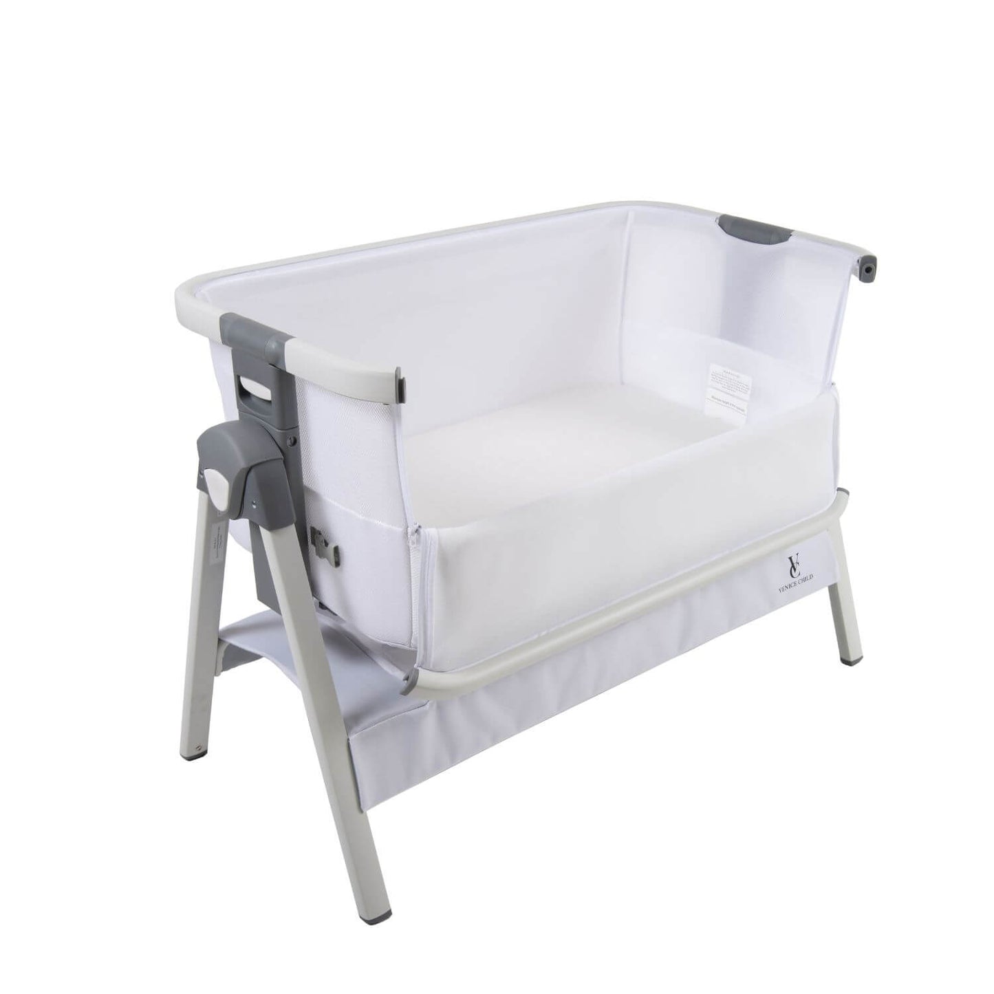 Venice Child California Dreaming Bedside Bassinet | White & White