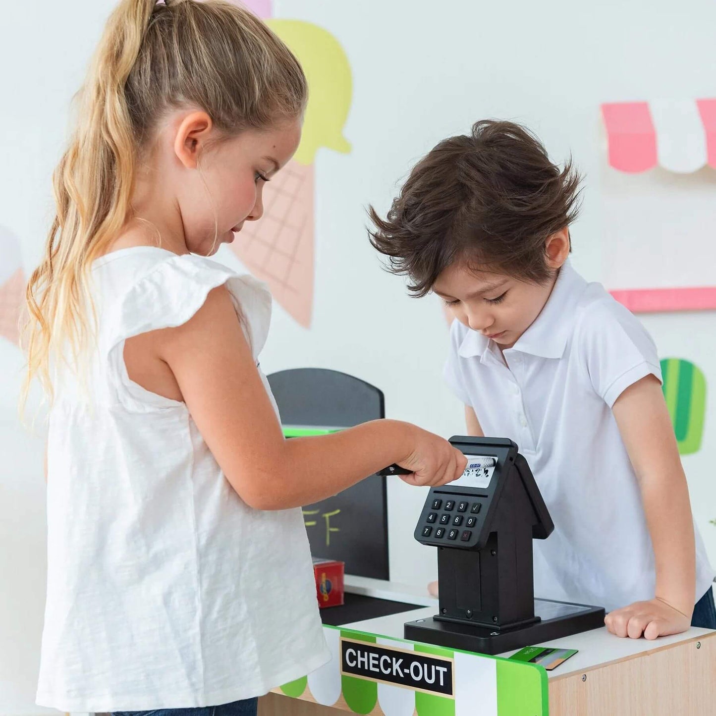 Kids Playing with Teamson Kids Cashier Austin Play Market Checkout Counter