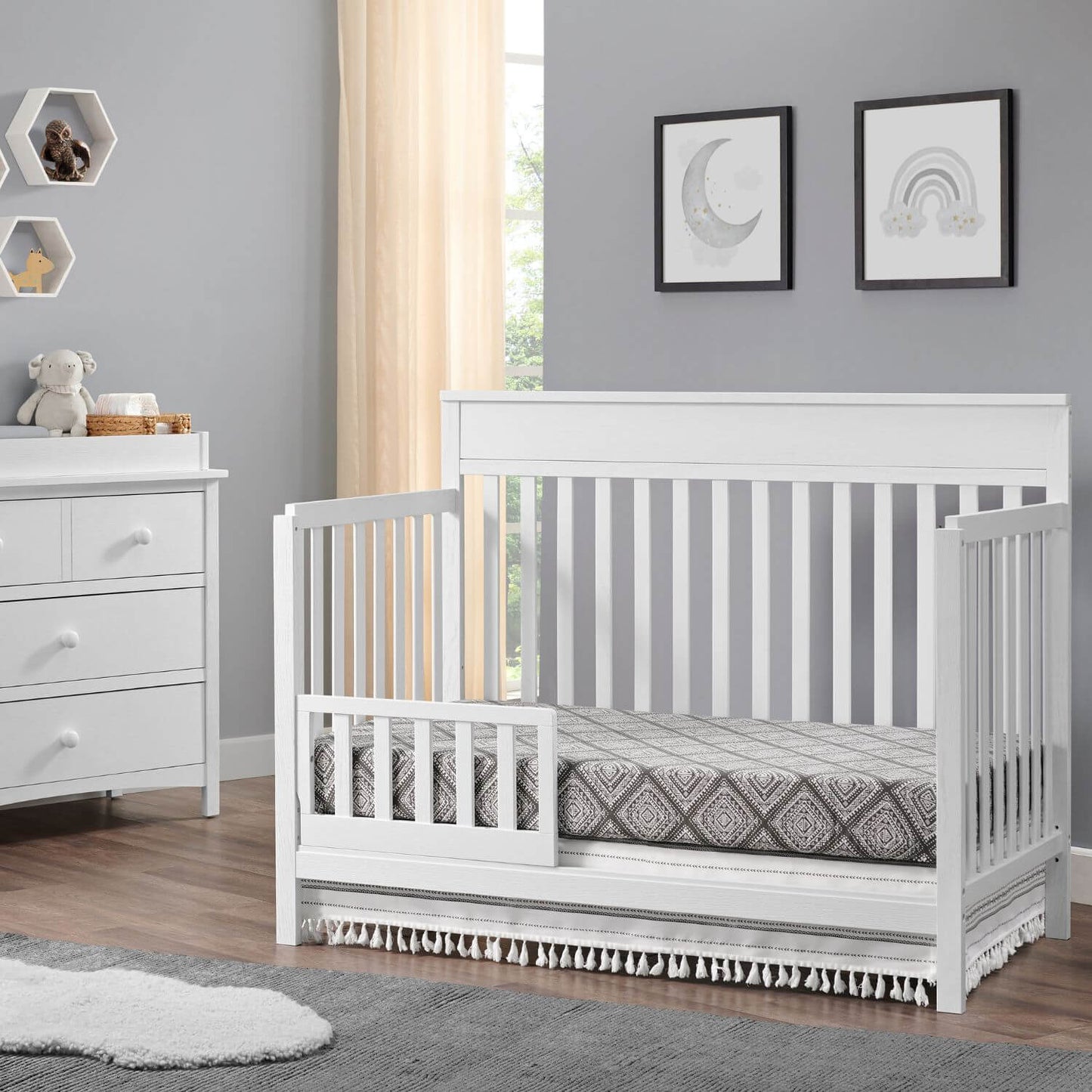 Oxford Baby Castle Hill 4-in-1 Convertible Crib | Barn White