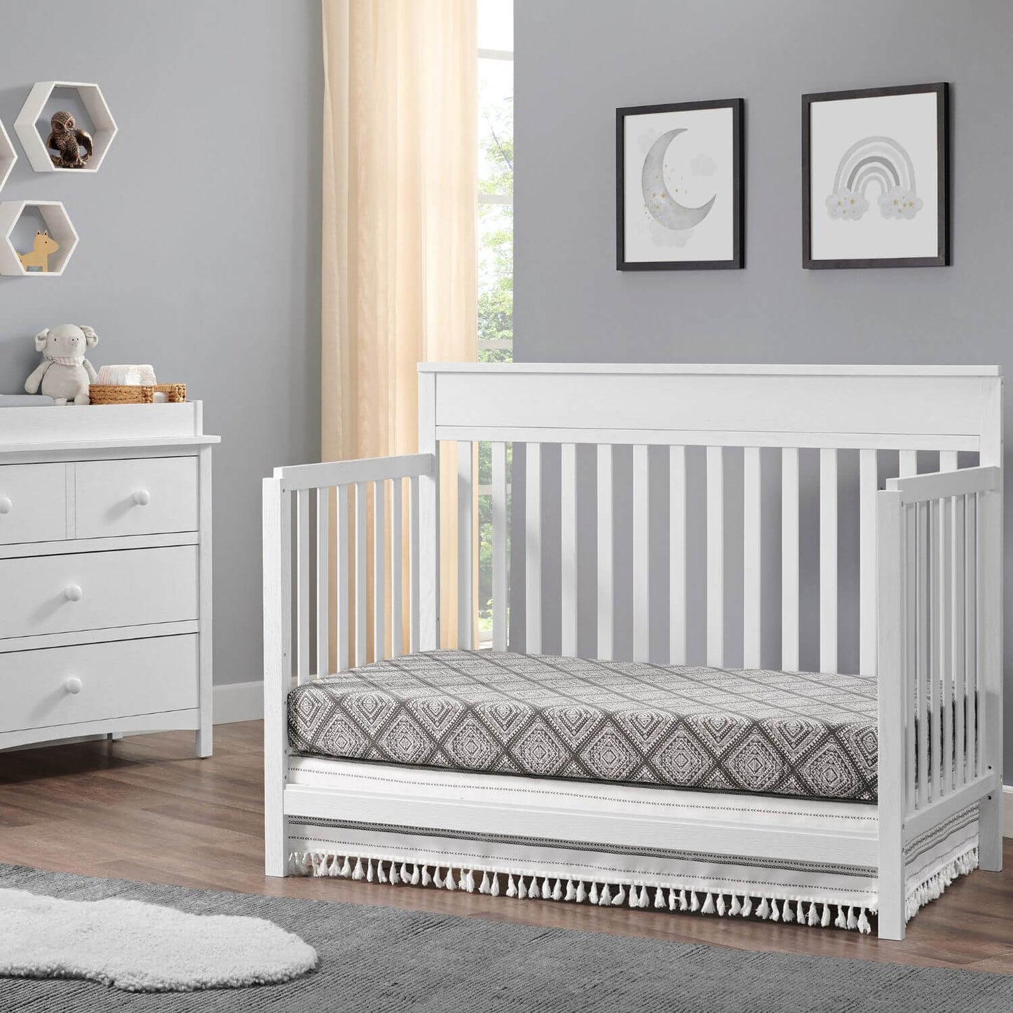 Oxford Baby Castle Hill 4-in-1 Convertible Crib | Barn White
