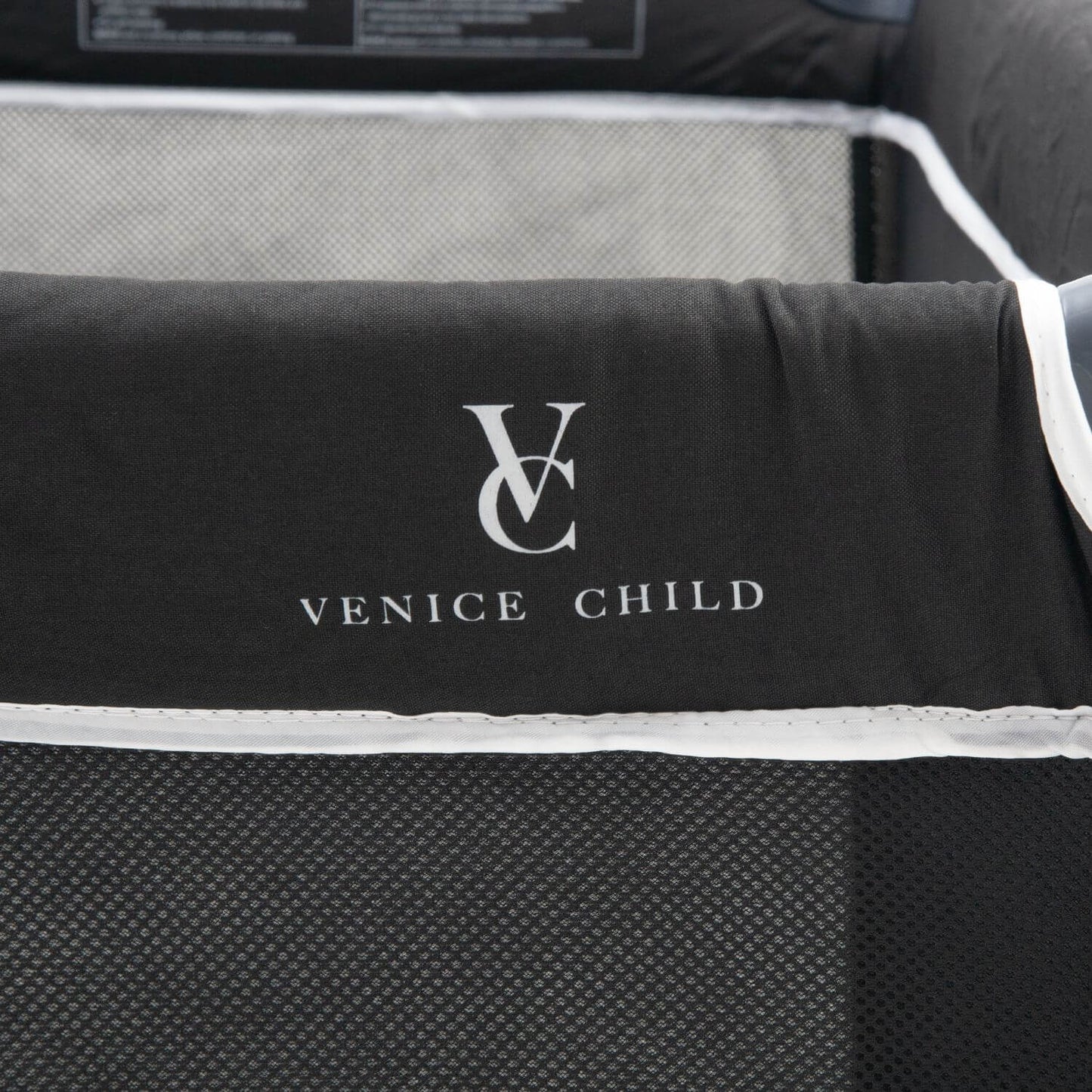 Venice Child DayDreamer 40" x 40" Playard | Black