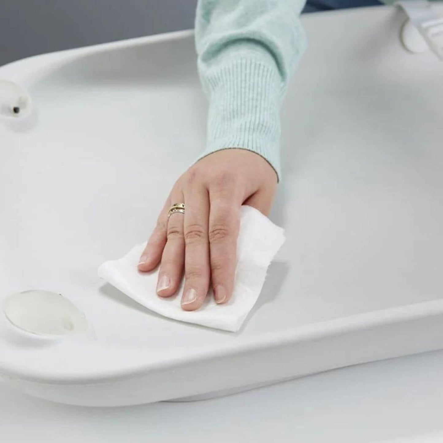 Contours Glow Motion Sensing Light-Up Changing Pad - Detail