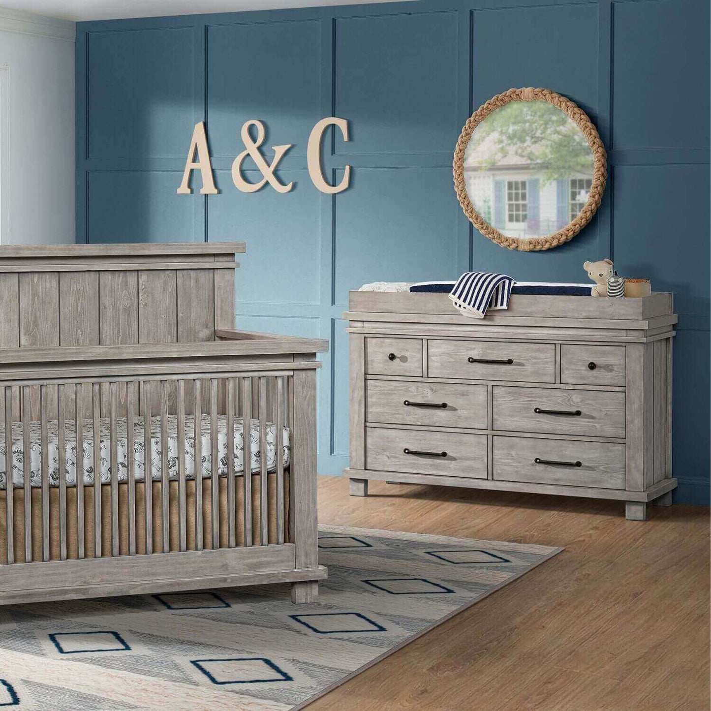 Soho Baby Hampton 7-Drawer Dresser | Stone Wash