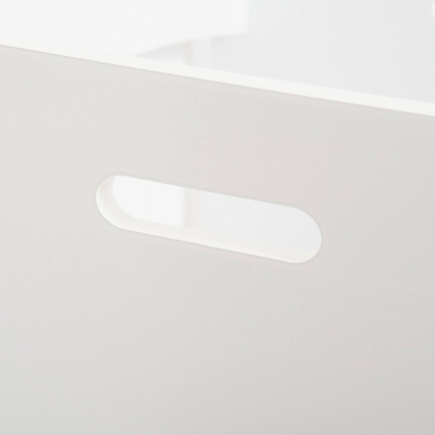 Detail of HOMCOM Kids Kitchen Stool with Adjustable Height White