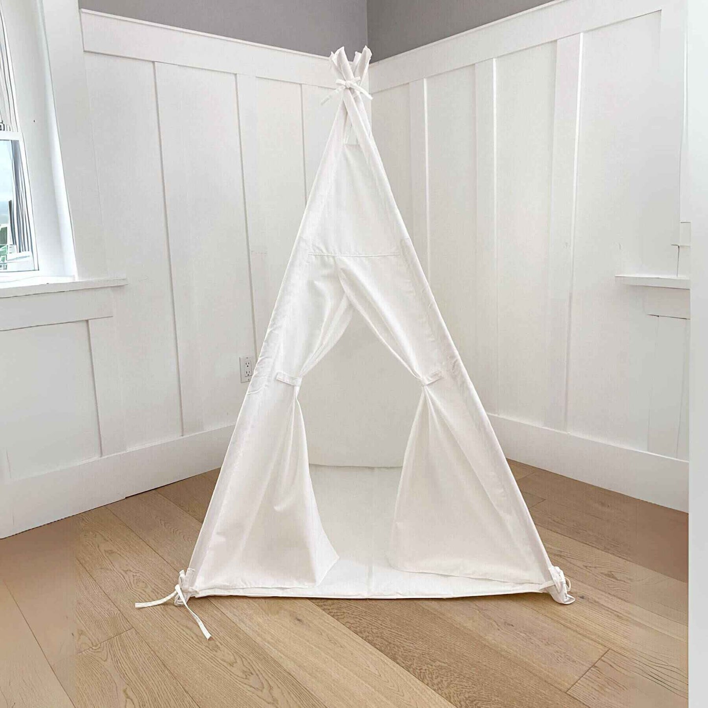 Domestic Objects Handmade Kids Play Tent in Cotton Canvas Plain