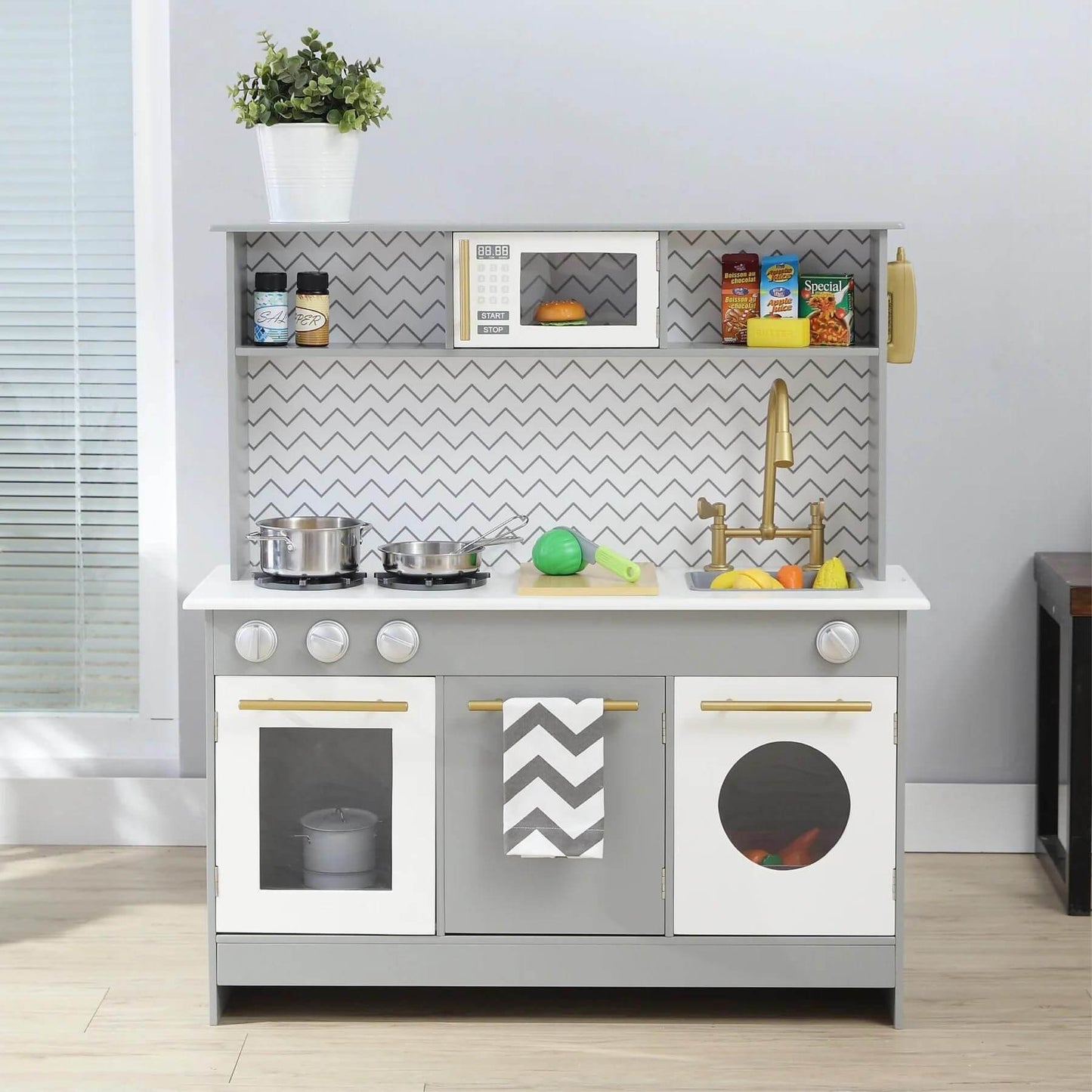 Teamson Kids Little Chef Berlin Modern Play Kitchen Gray