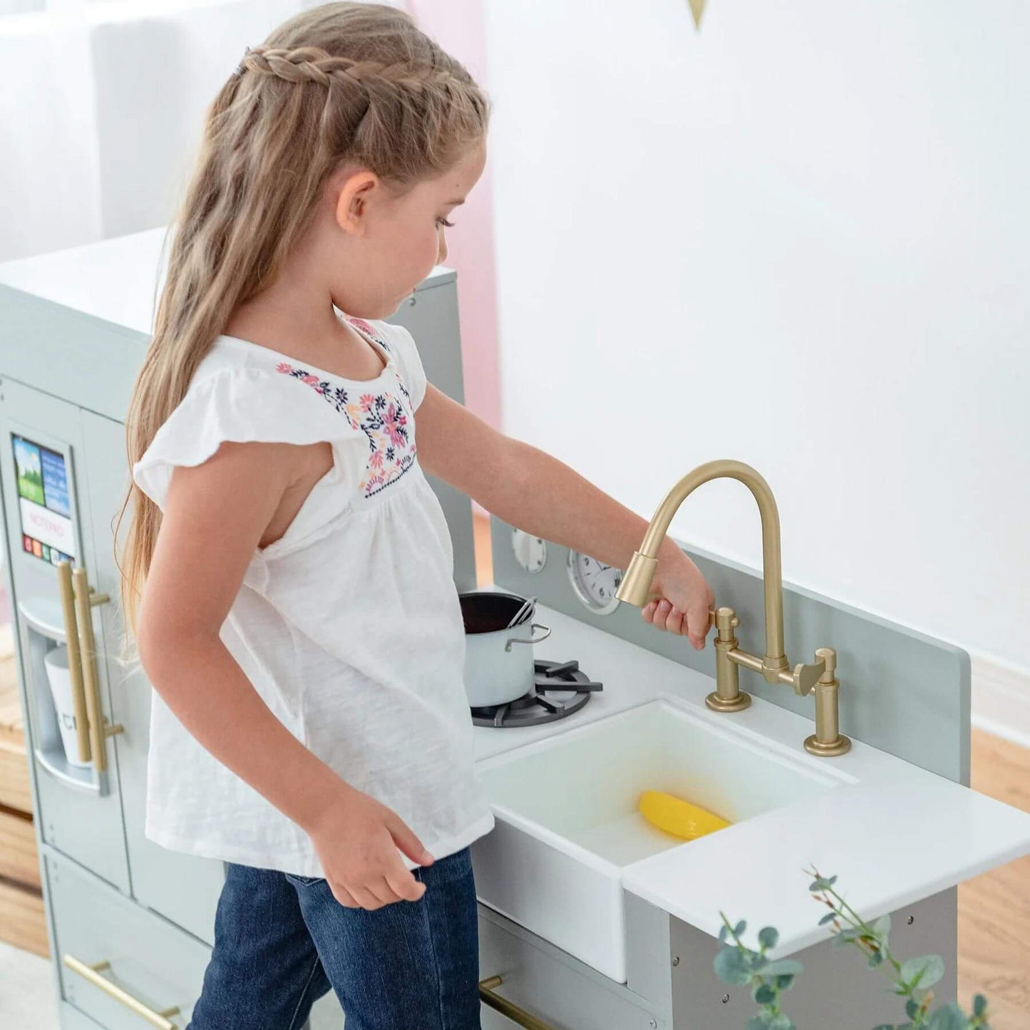 Girl Playing with Teamson Kids Little Chef Charlotte Modern Play Kitchen Gray/Gold