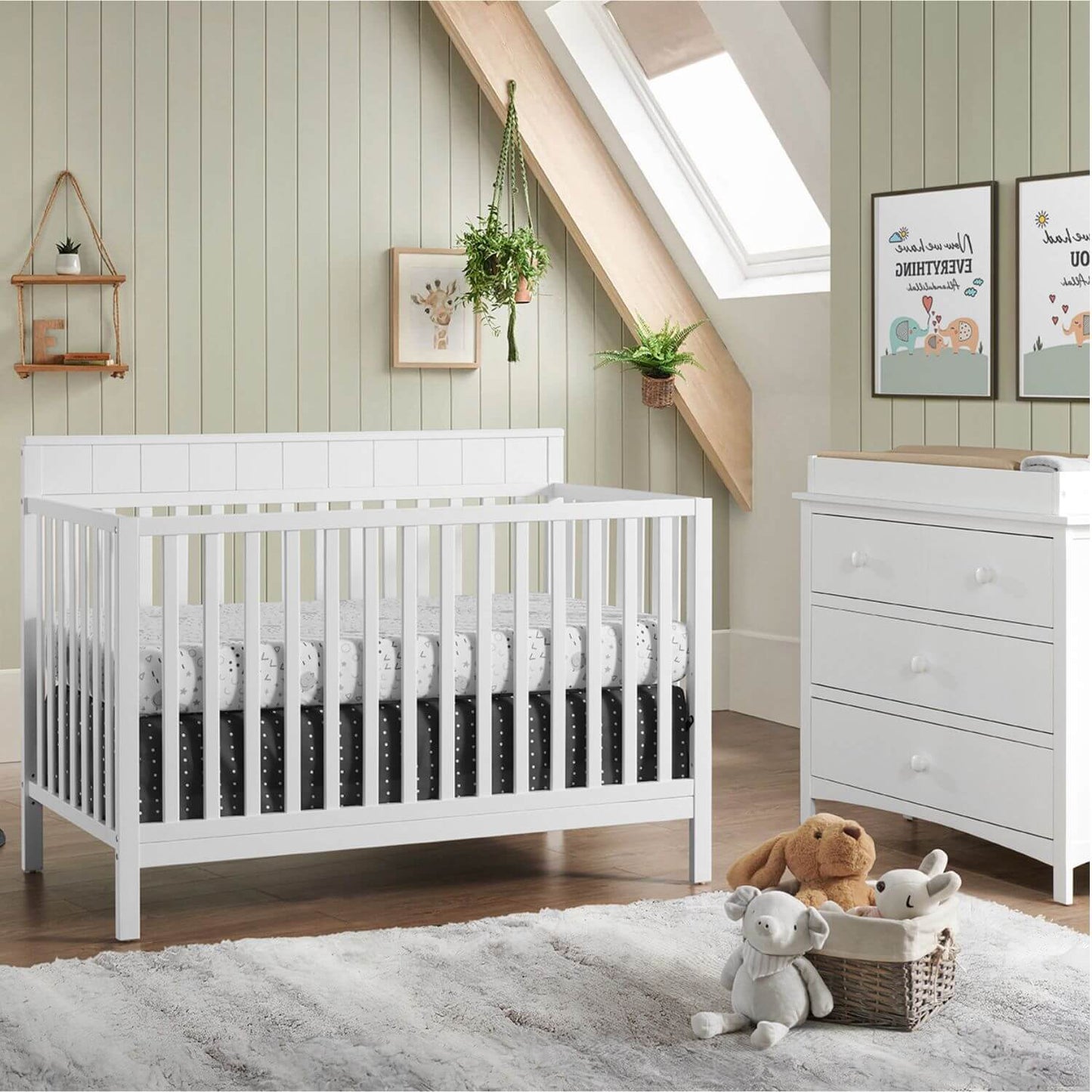 Oxford Baby Logan 4-in-1 Convertible Crib | Snow White