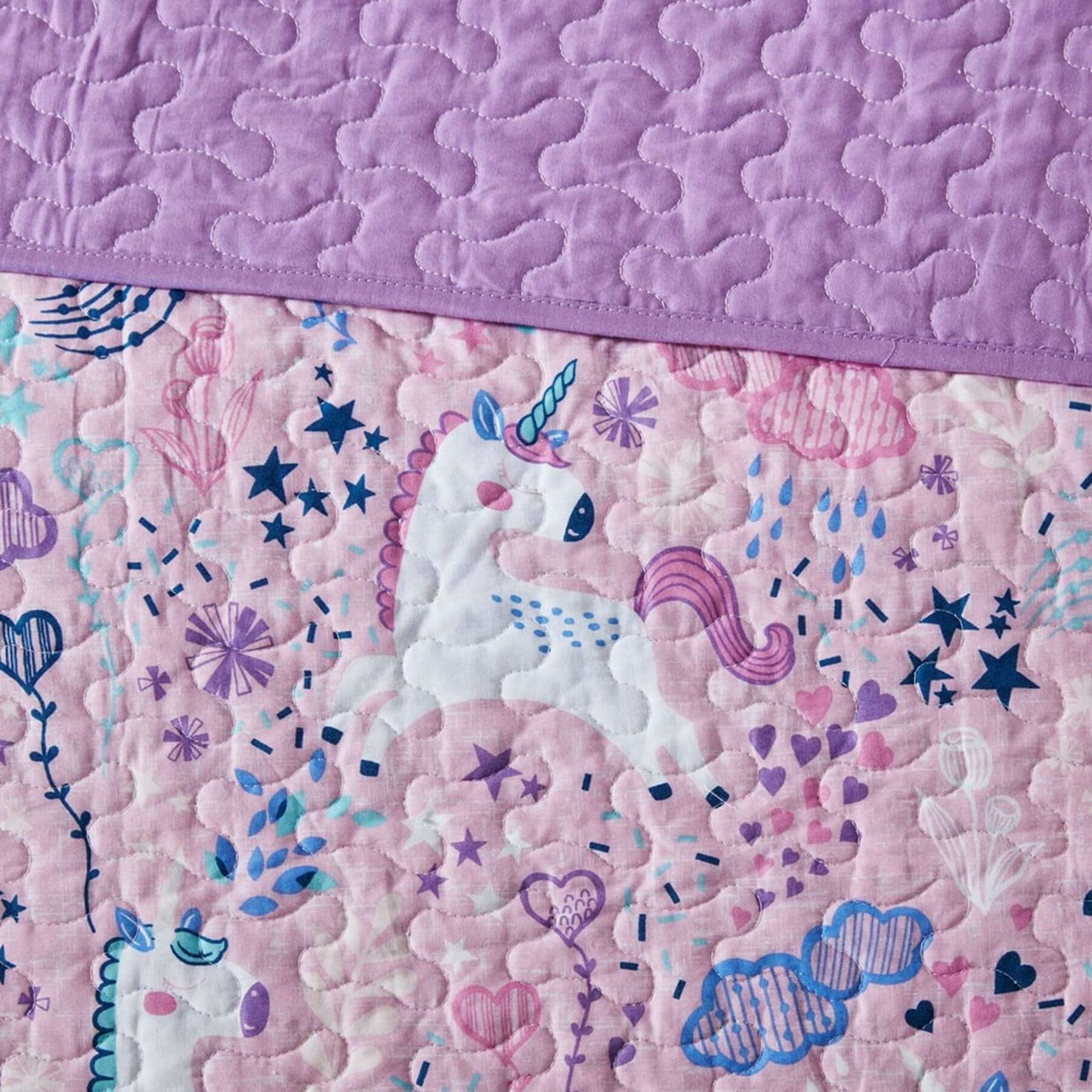 Detail View of Lola Unicorn Reversible Cotton Quilt Set Pink