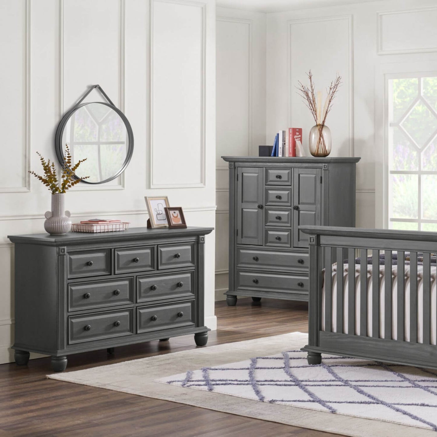 Oxford Baby London Lane 7-Drawer Dresser | Arctic Gray