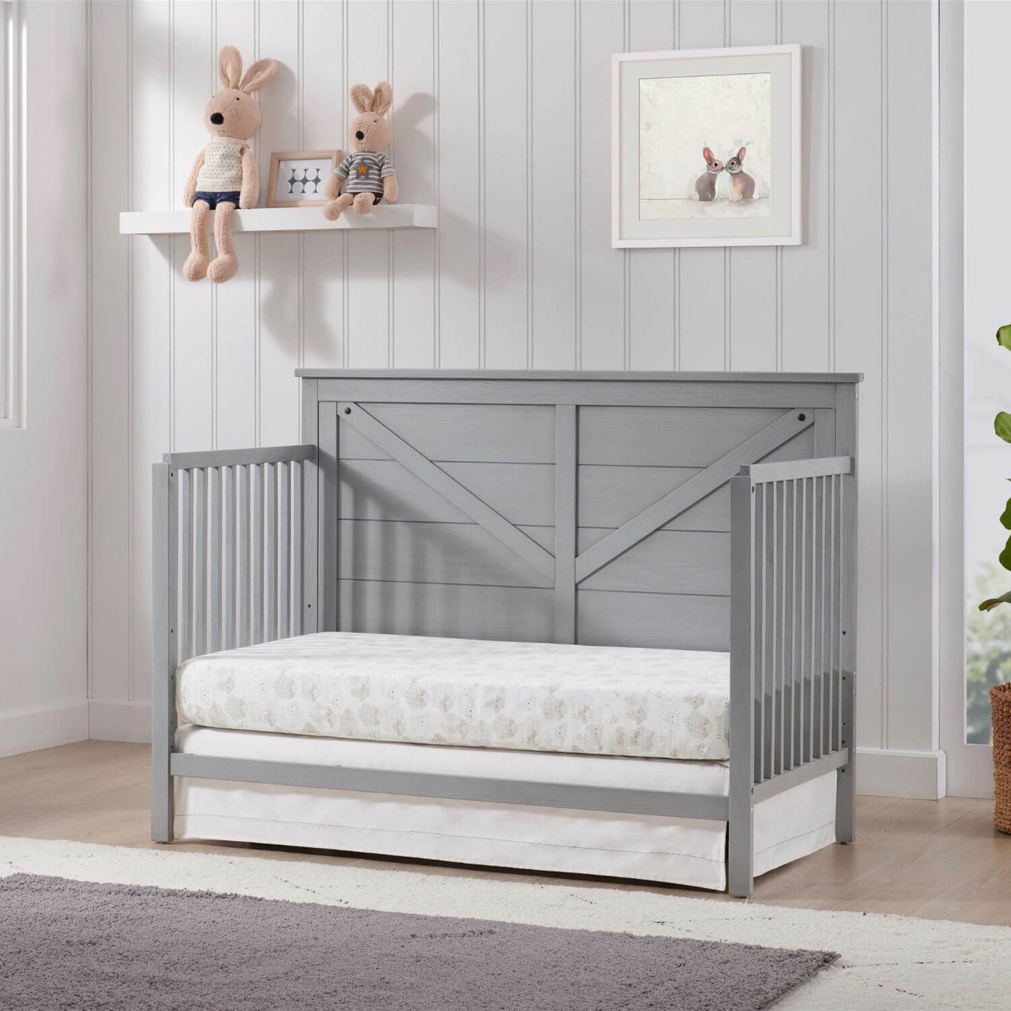 Oxford Baby Montauk 4-in-1 Convertible Crib | Farmhouse Gray