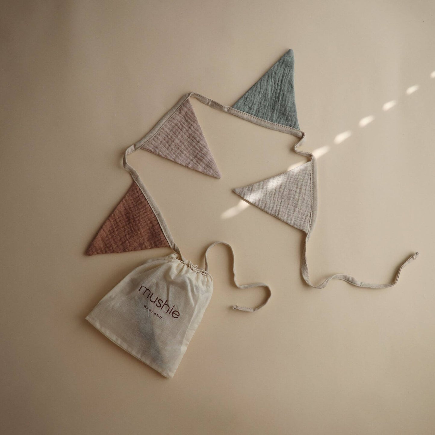 Mushie Organic Cotton Baby Garland