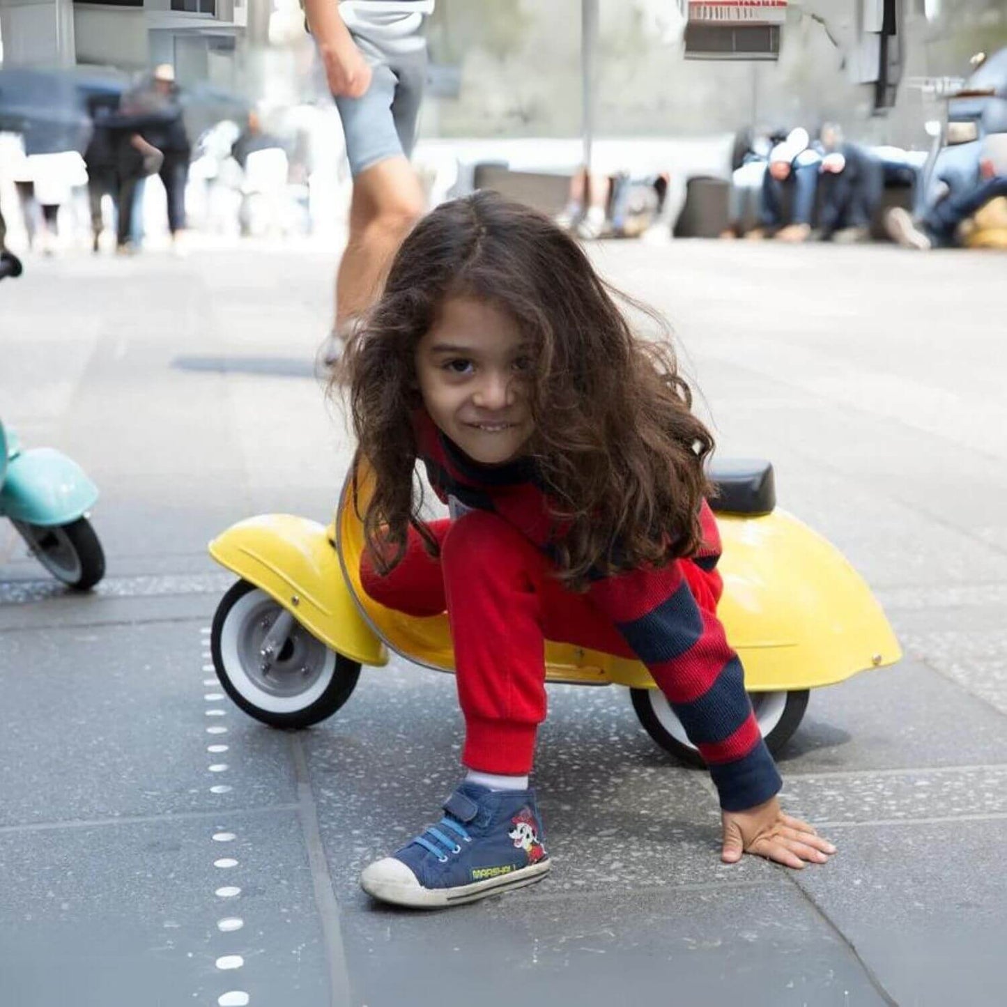 Primo Classic Ride-On Scooter Yellow - Lifestyle