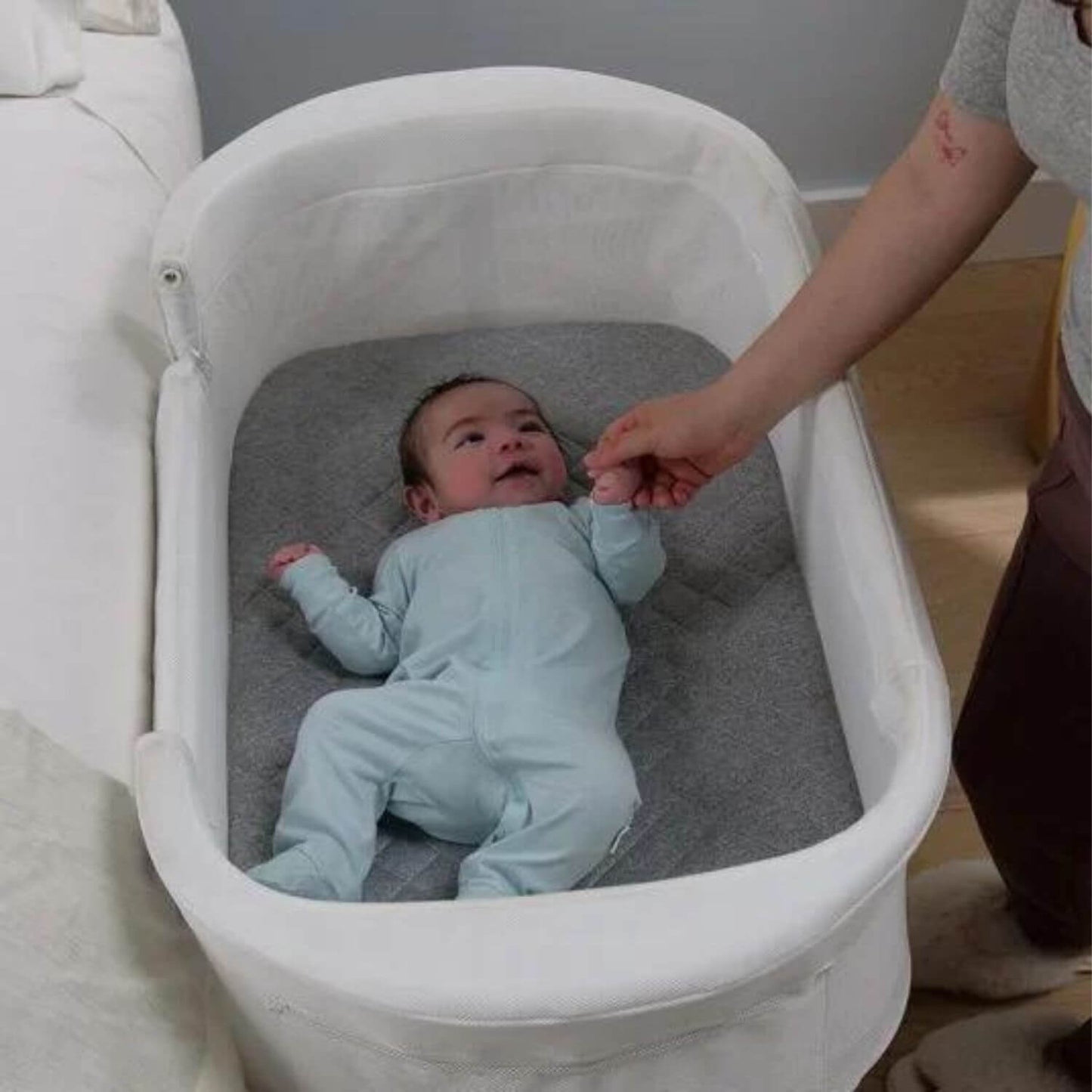 Sealy Airy Dreams Breathable 2-in-1 Baby Bassinet and Bedside Sleeper - Lifestyle