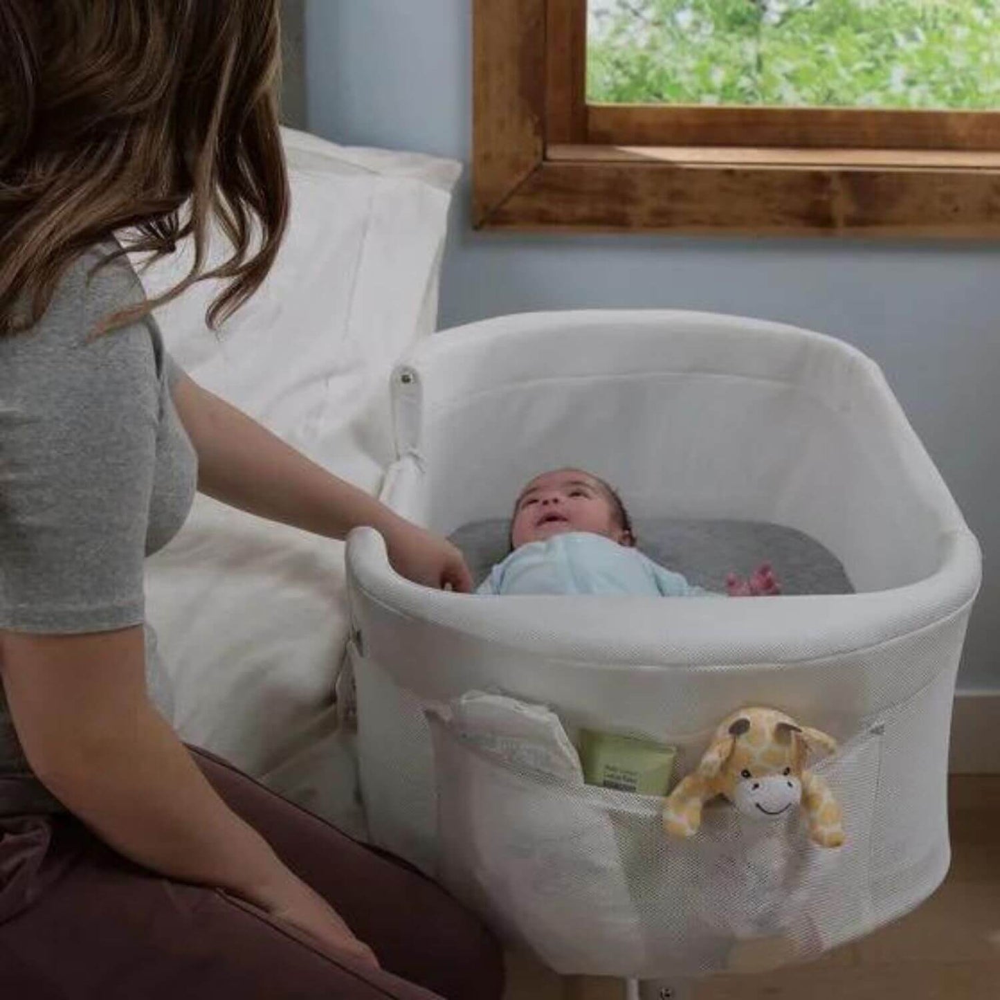 Sealy Airy Dreams Breathable 2-in-1 Baby Bassinet and Bedside Sleeper - Lifestyle