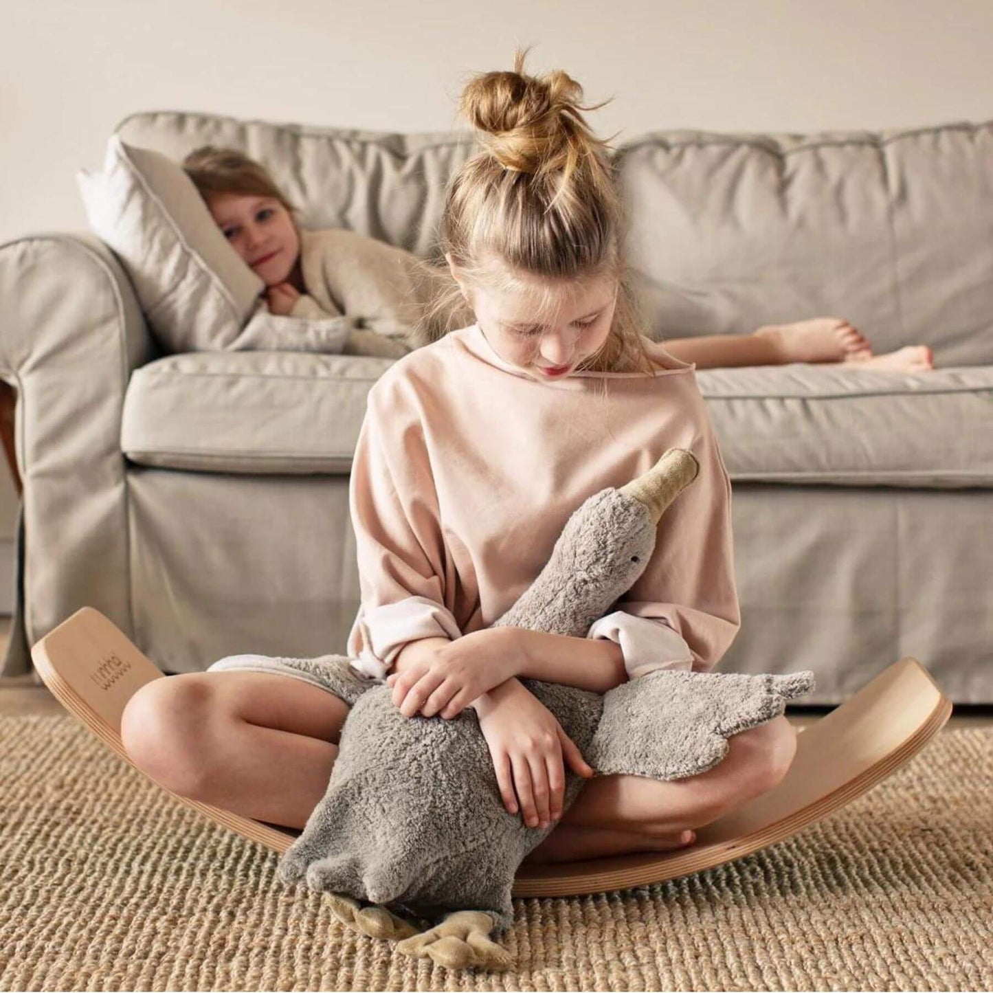 Senger Naturwelt Cuddly Animal Goose Small Grey - Lifestyle