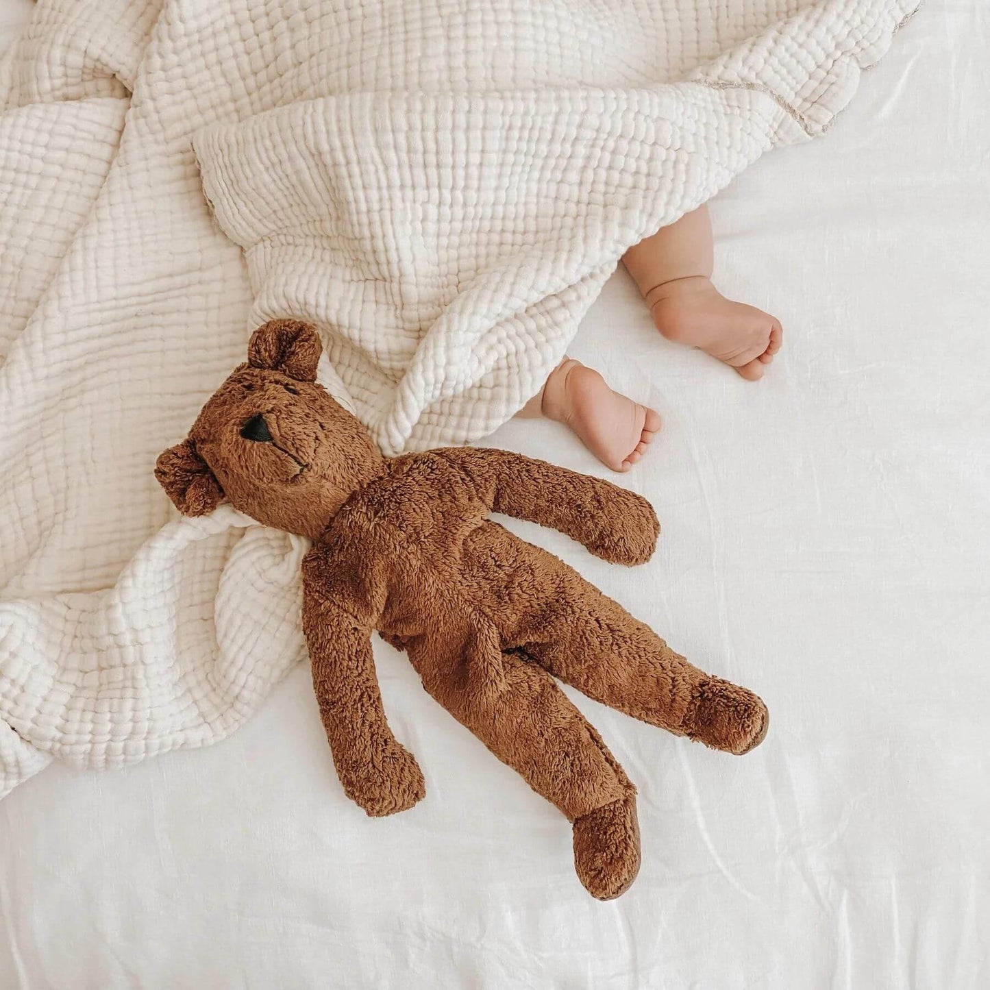 Senger Naturwelt Floppy Animal Bear Large Brown - Lifestyle
