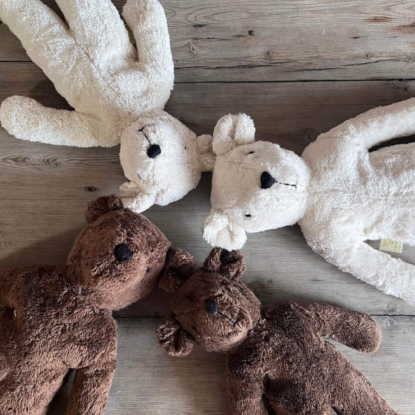 Senger Naturwelt Floppy Animal Bear Large White - Lifestyle