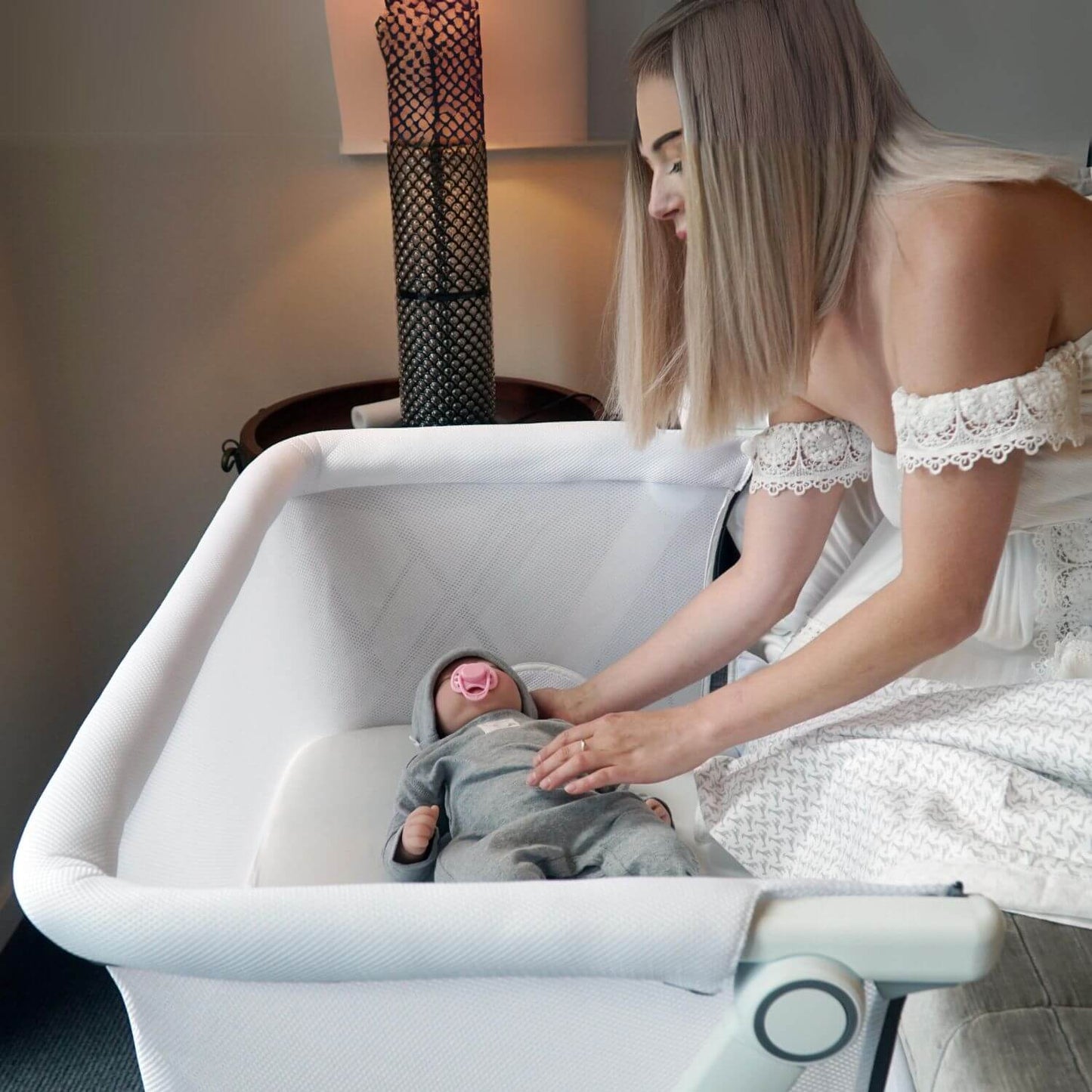 Venice Child Sunset Dreaming Bedside Bassinet | White - Lifestyle