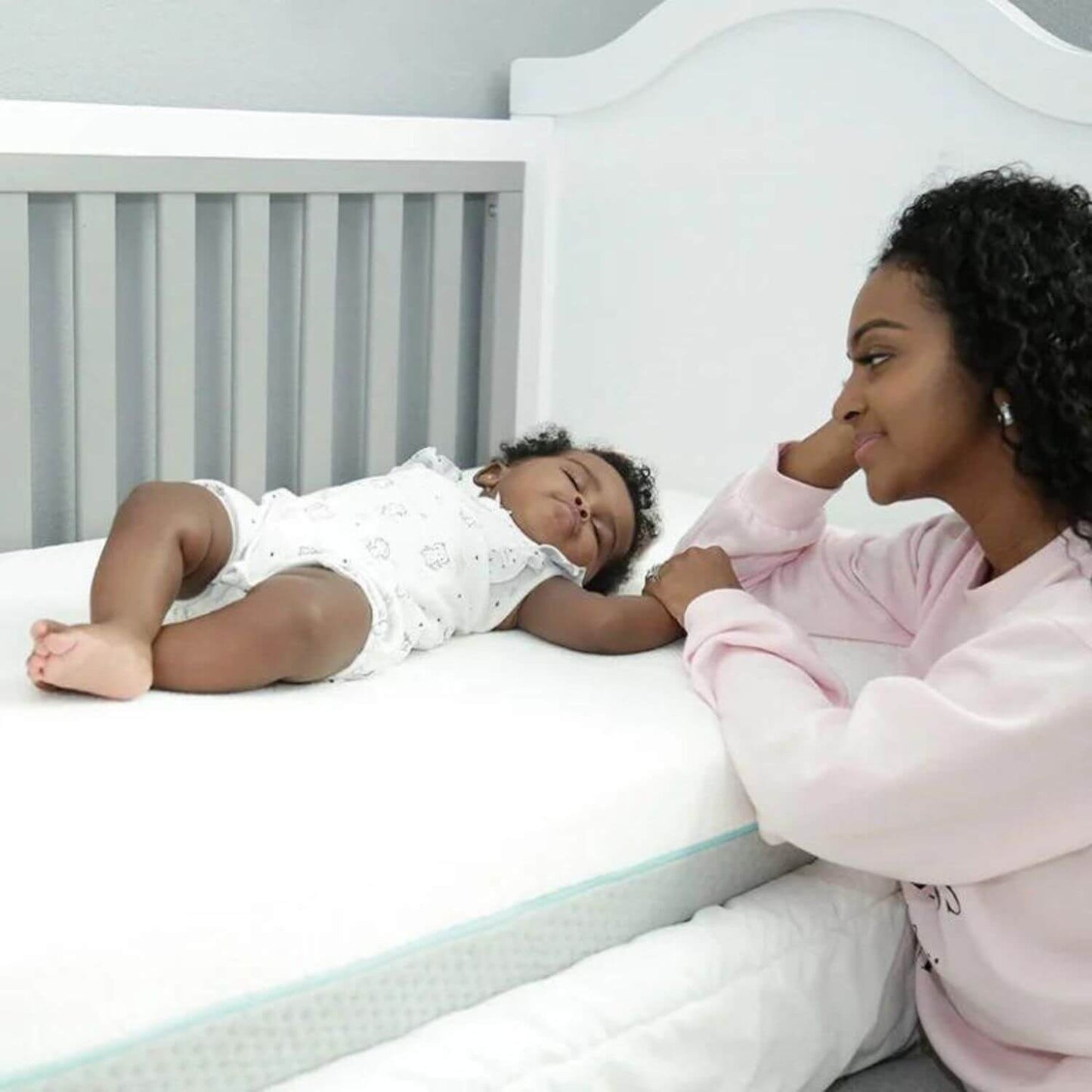 Tempur-Pedic TEMPUR-Dream 2-Stage Crib Mattress - Lifestyle