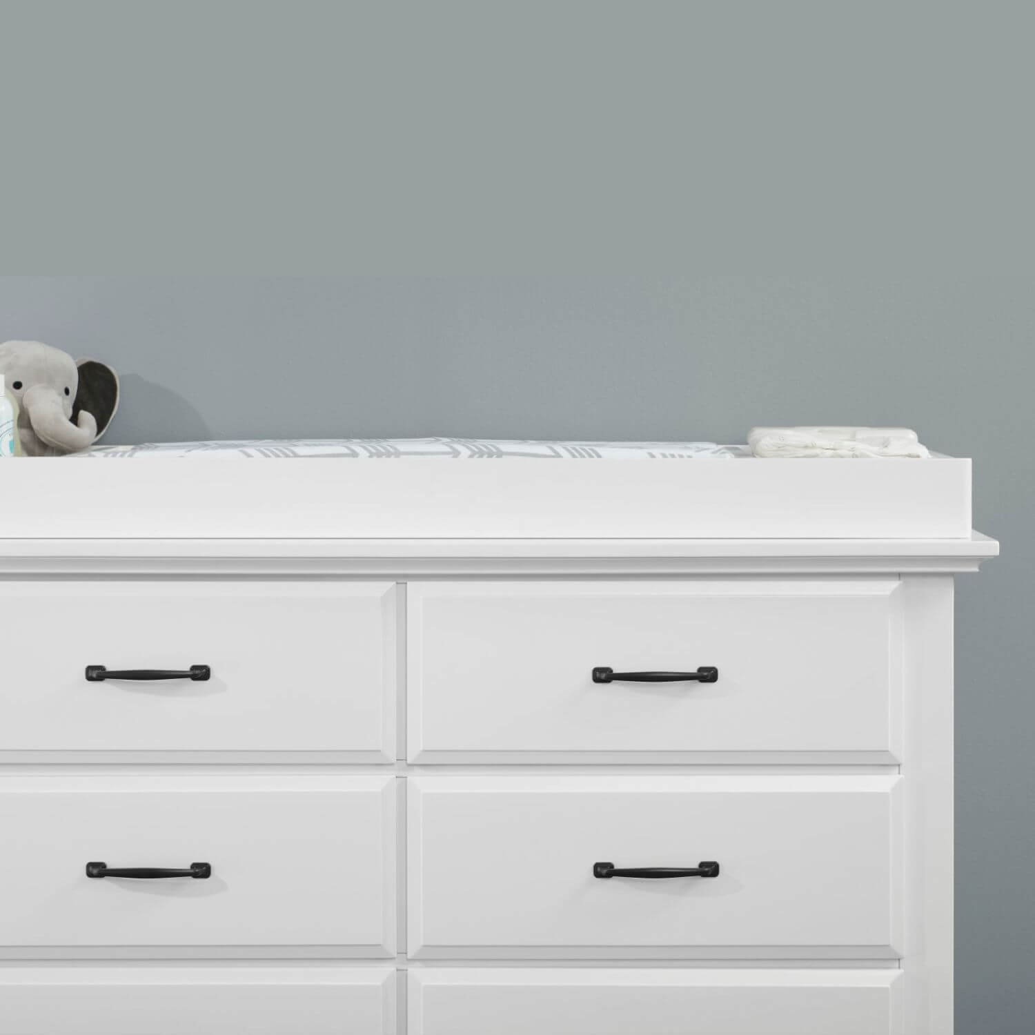 Oxford Baby Universal Changing Topper | White | Willowbrook 6-Drawer Dresser