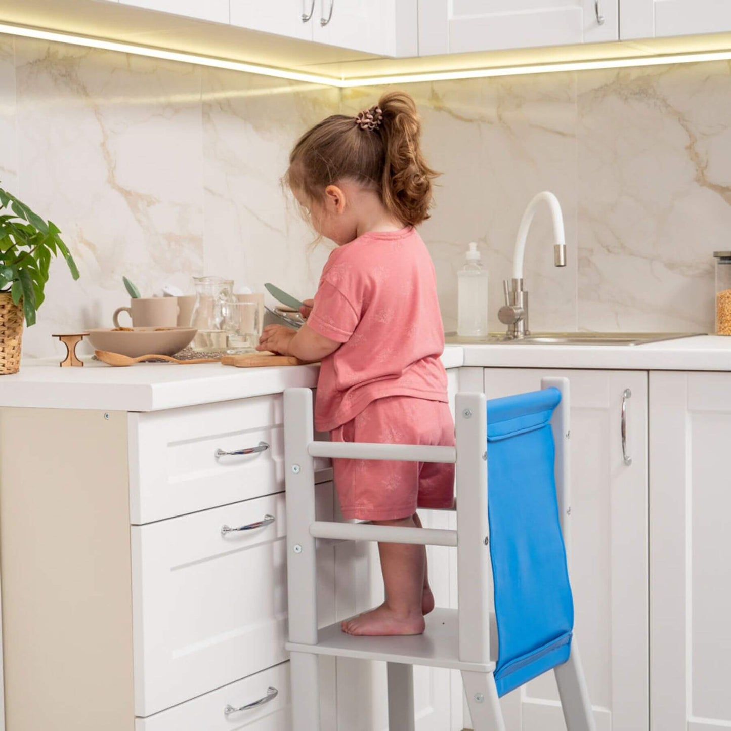 Girl Standing on Wood and Hearts Toddler Standing Tower Grey