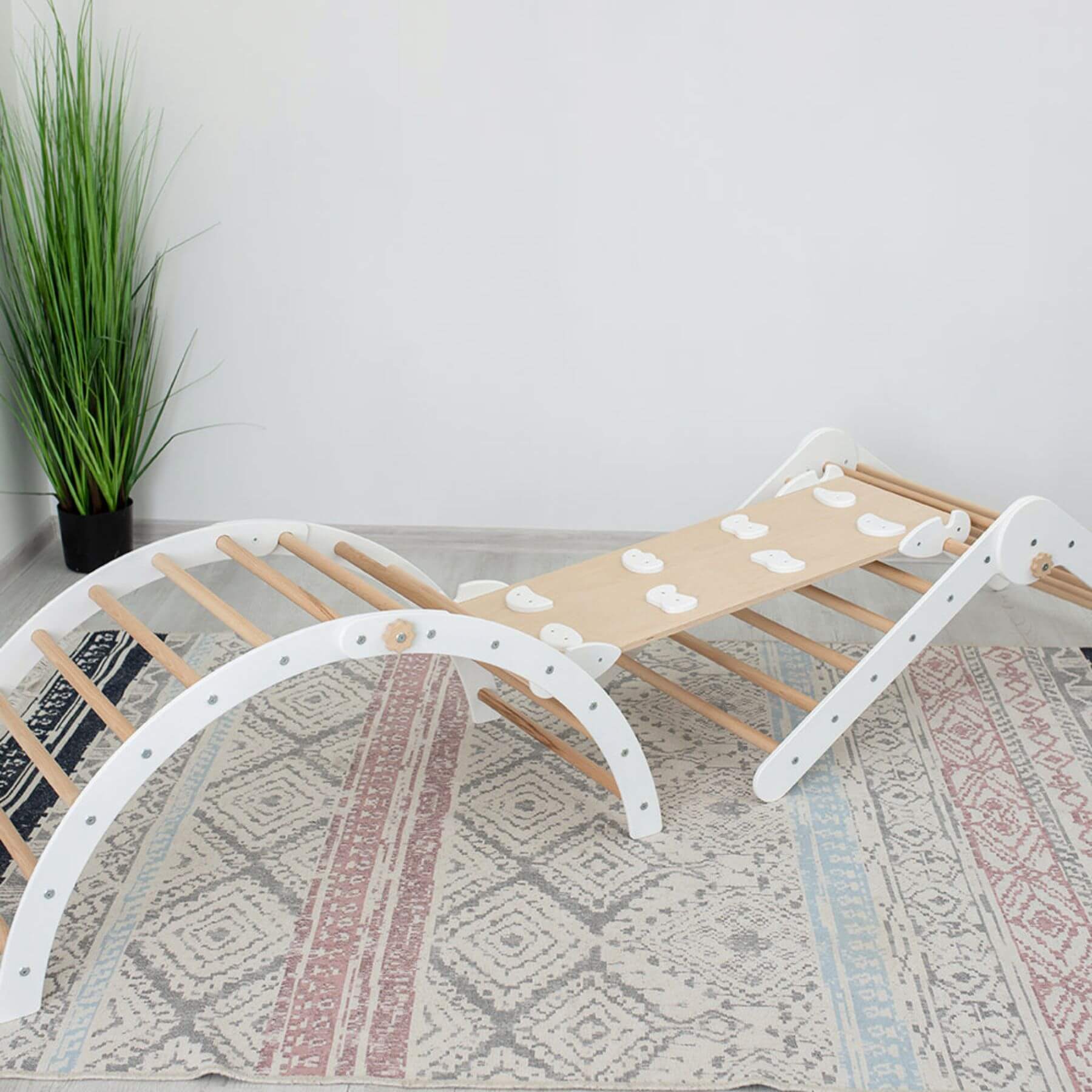 Wood and Hearts Triangle Climber Set Natural & White