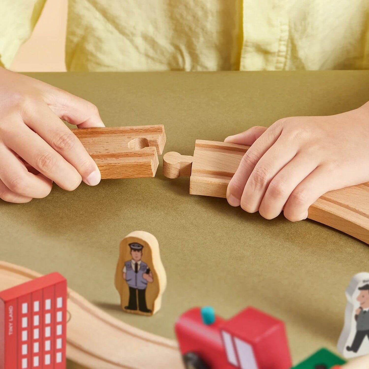 Kid Building Tiny Land® Wooden Train Set for Children 39 Pcs