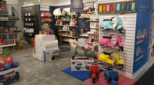 Uniche toys display