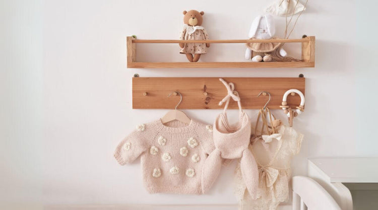 Cloth Wall Hanger w/ Baby Cloths