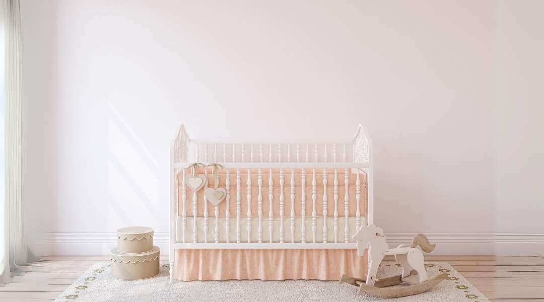 white crib