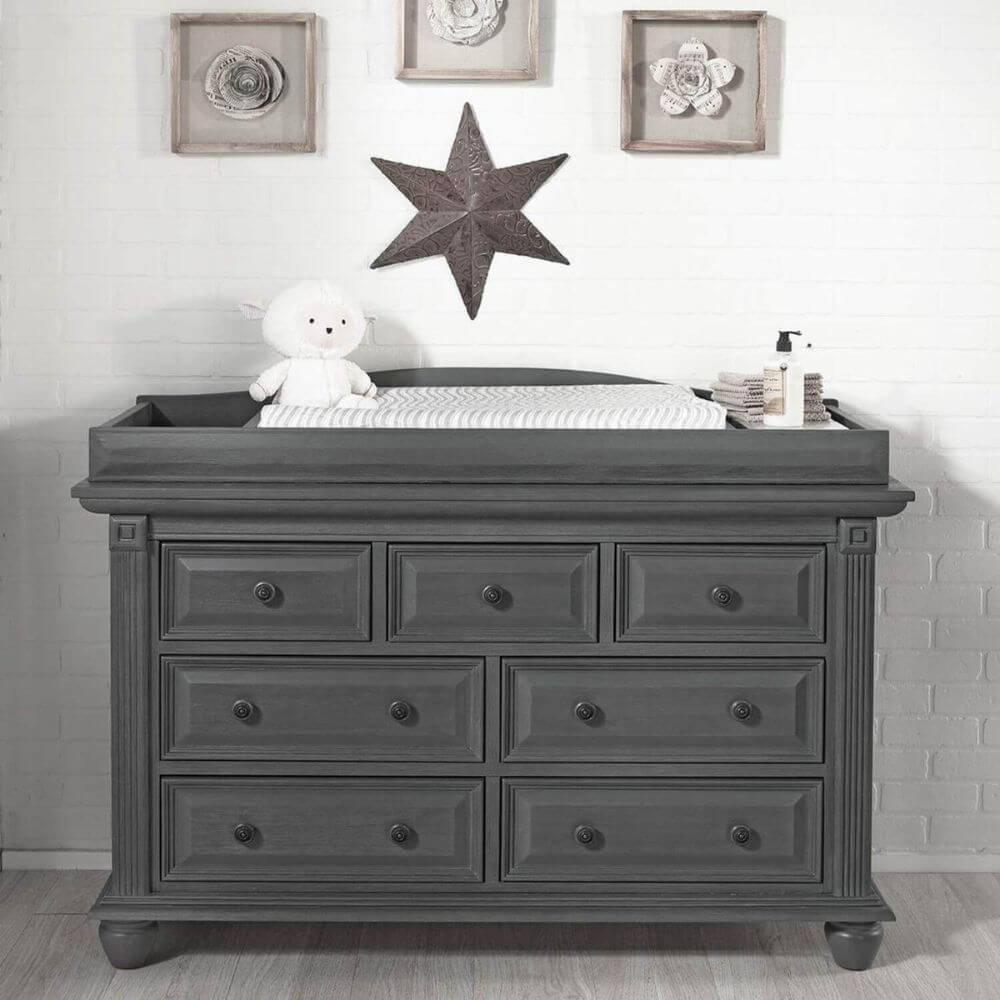 Dresser / Chest