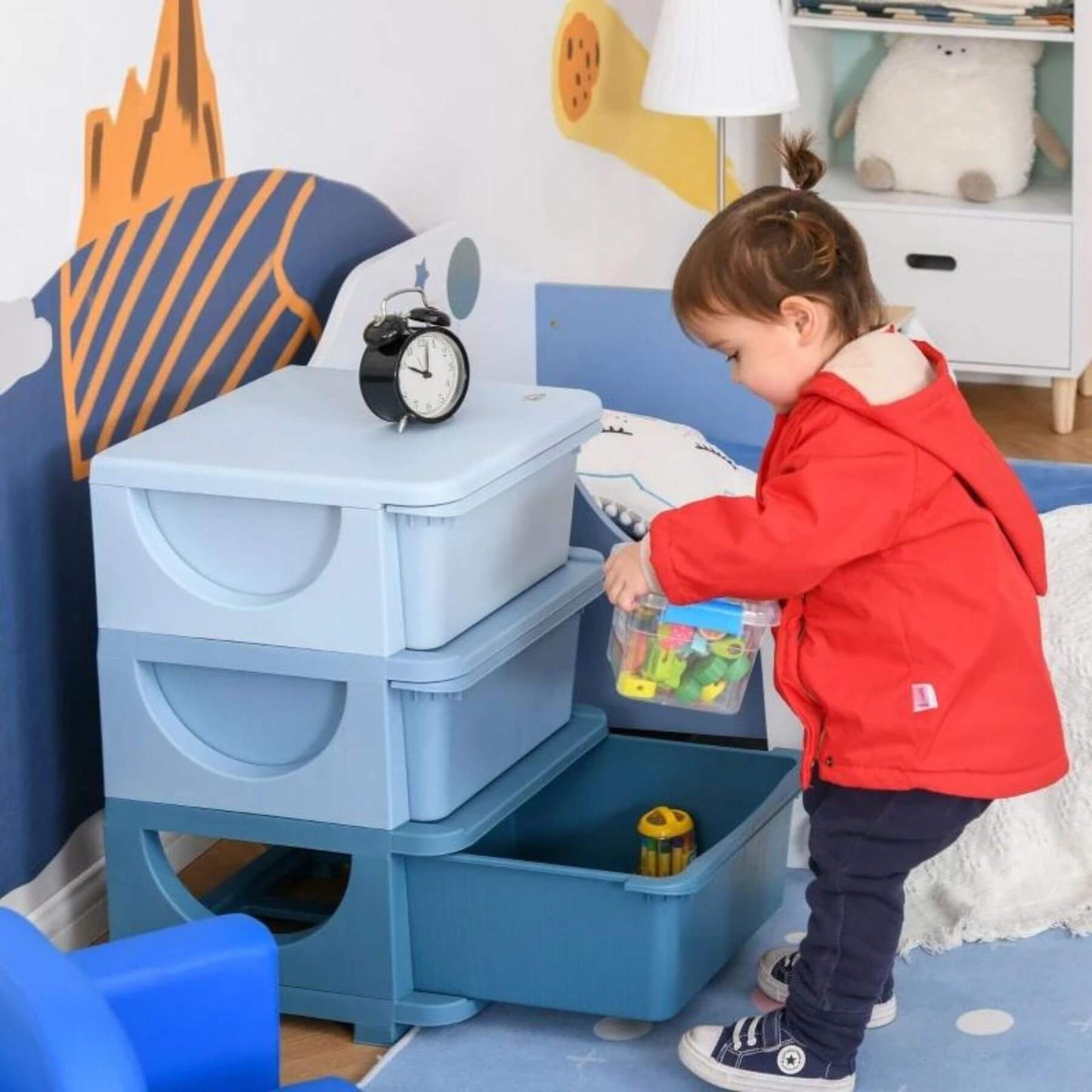 Girl Using Qaba 3-Tier Kids Storage Unit Dresser Tower with Drawers Chest Blue