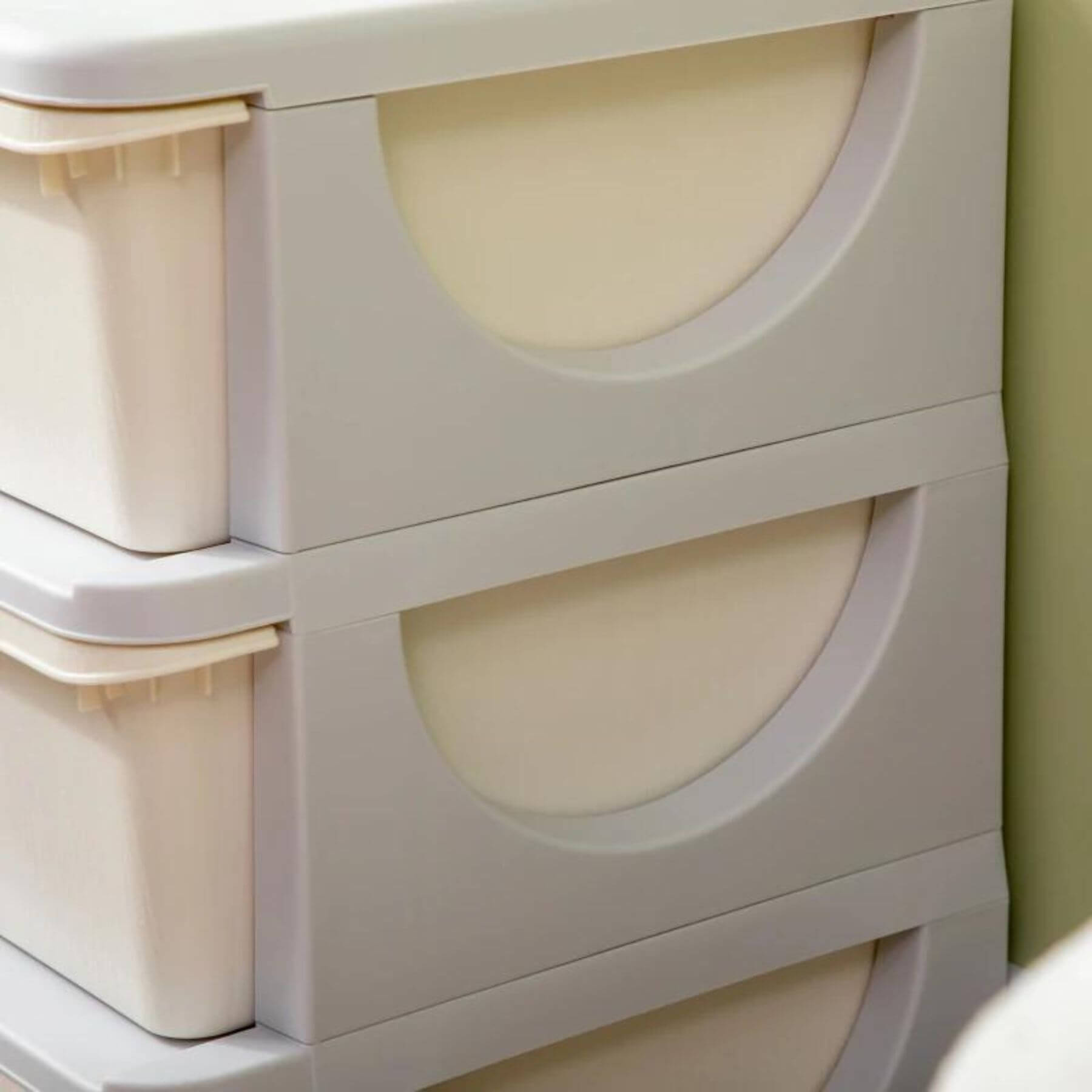 Detail of Qaba 3-Tier Kids Storage Unit Dresser Tower with Drawers Chest Cream White