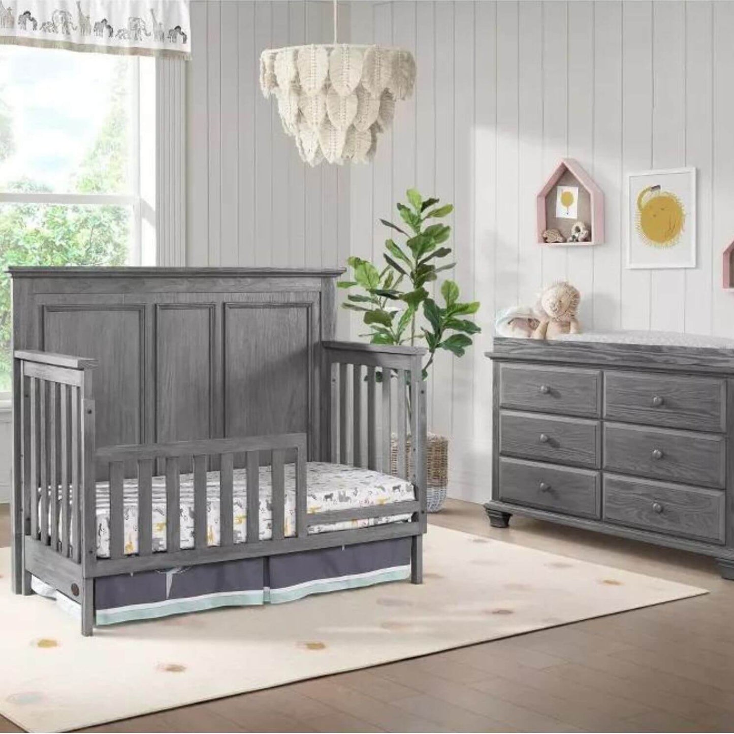 Oxford Baby Universal Guard Rail in Graphite Gray | Kenilworth/Willowbrook 4-in-1 Crib