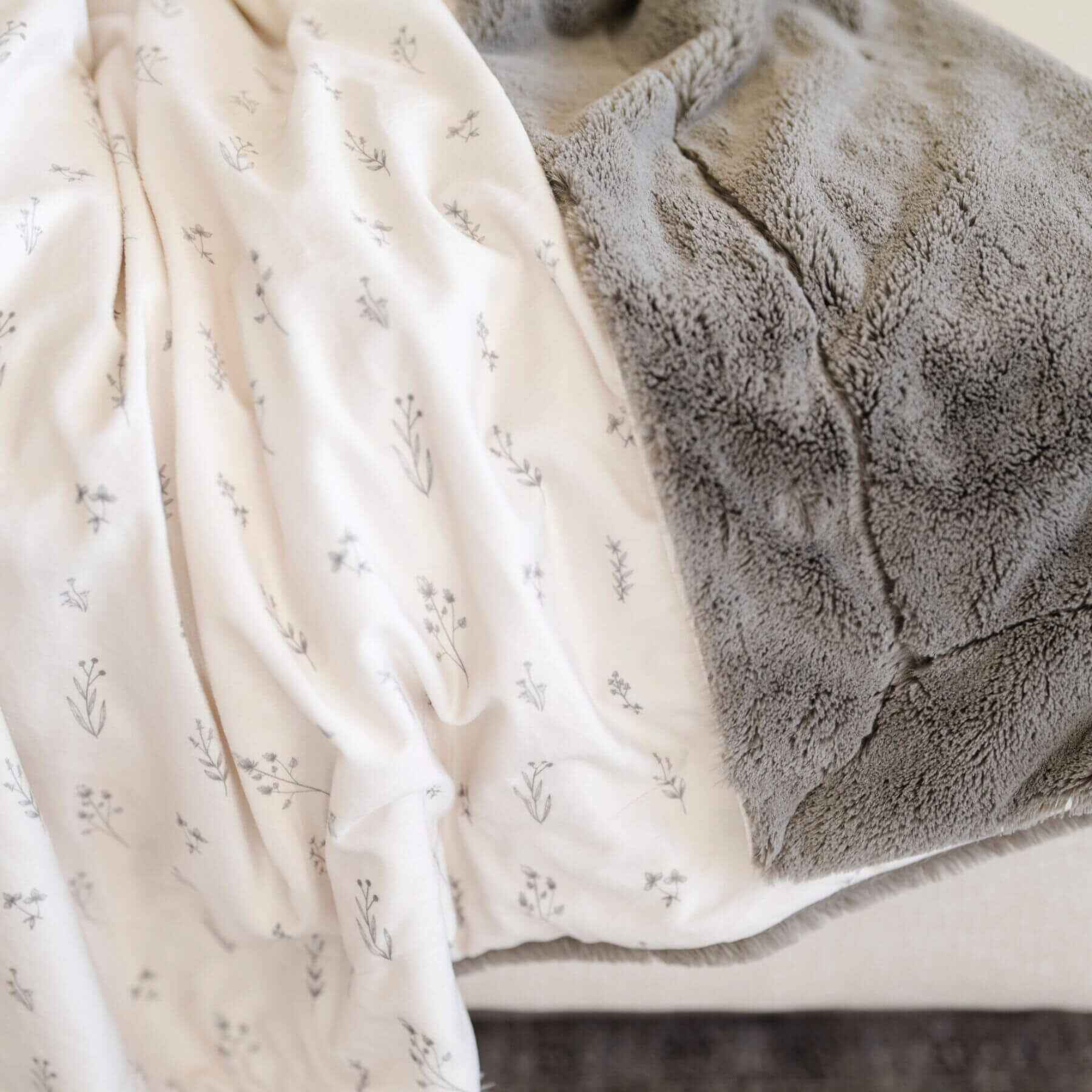 Close-up of Saranoni Minky/Lush Throw Blankets - Jasmine