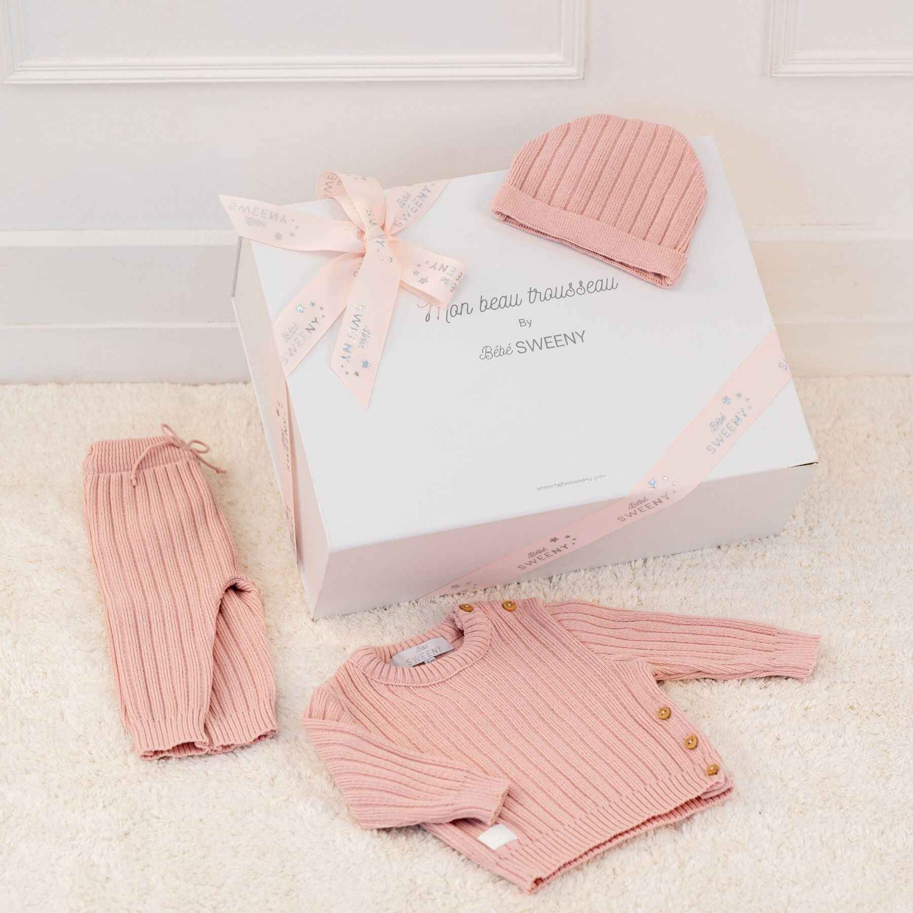 Bebe Sweeny REMY | Pink Ribbed Knit Leggings Set with gift box on a white surface.