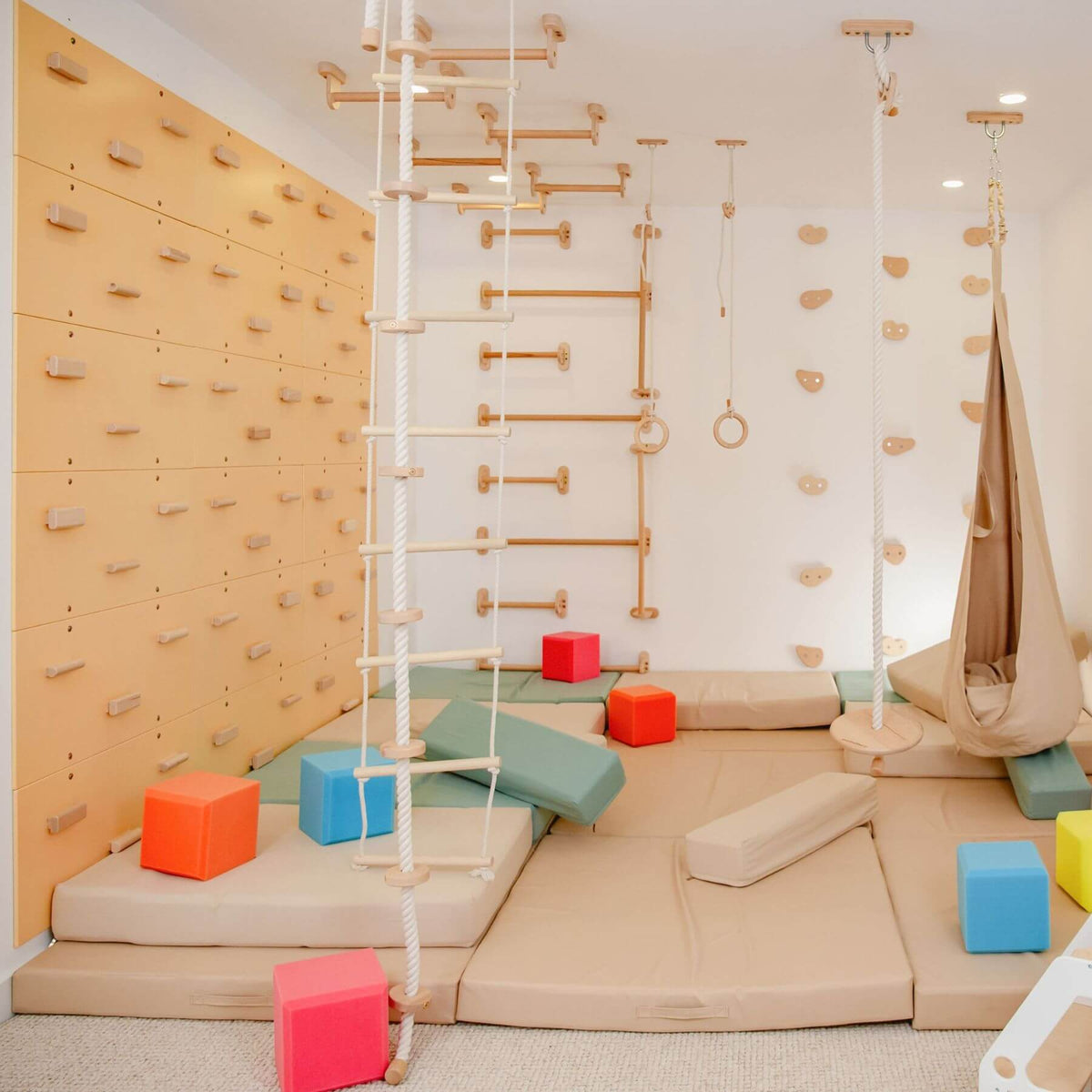 Wood and Hearts Indoor Play Gym - Soft Sand