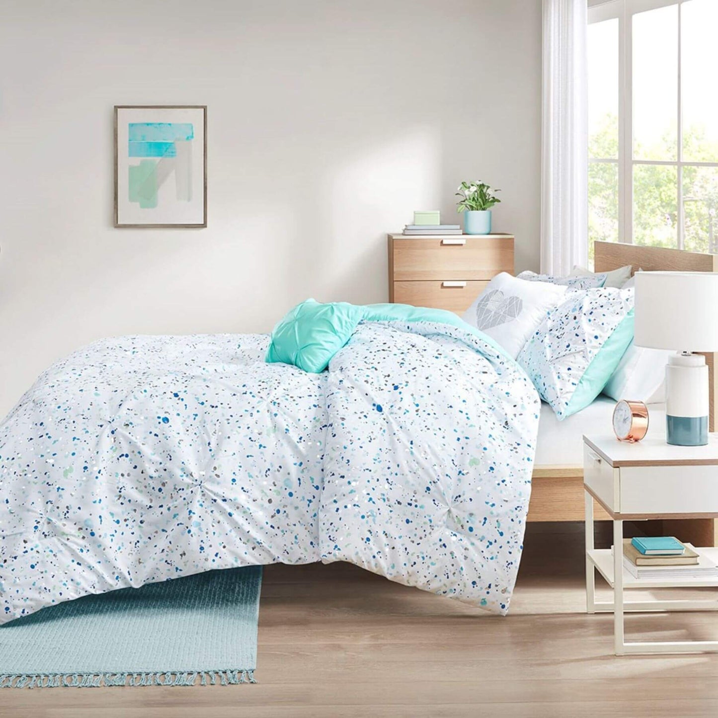 Abby Metallic Printed and Pintucked Comforter Aqua