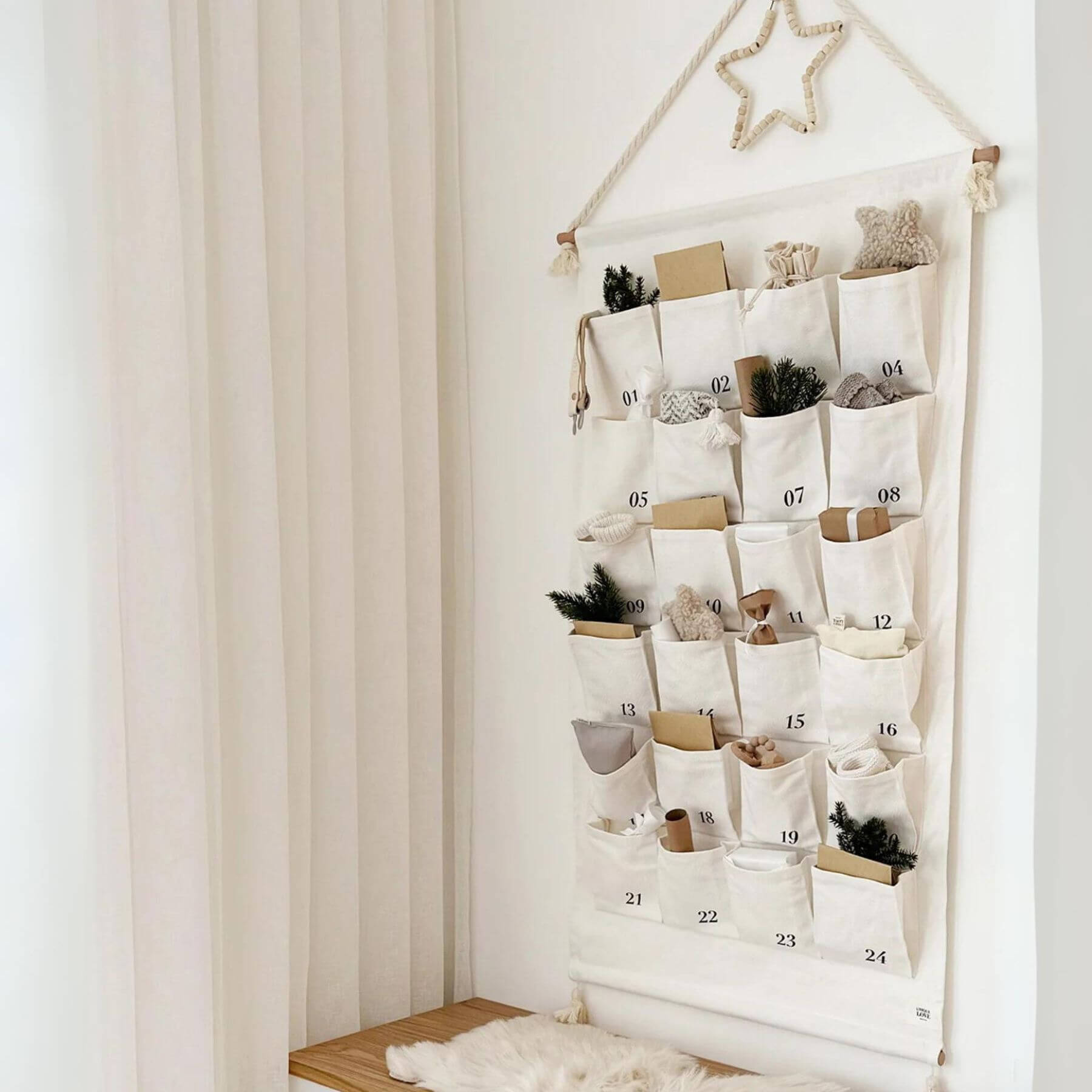 Unique Love Design Advent Calendar 'Magic Moments'