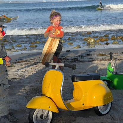 Ambosstoys PRIMO Ride-on Toy Malibu Bumblebee Yellow