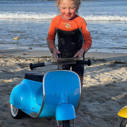 Ambosstoys PRIMO Ride-on Toy Malibu Azure Blue